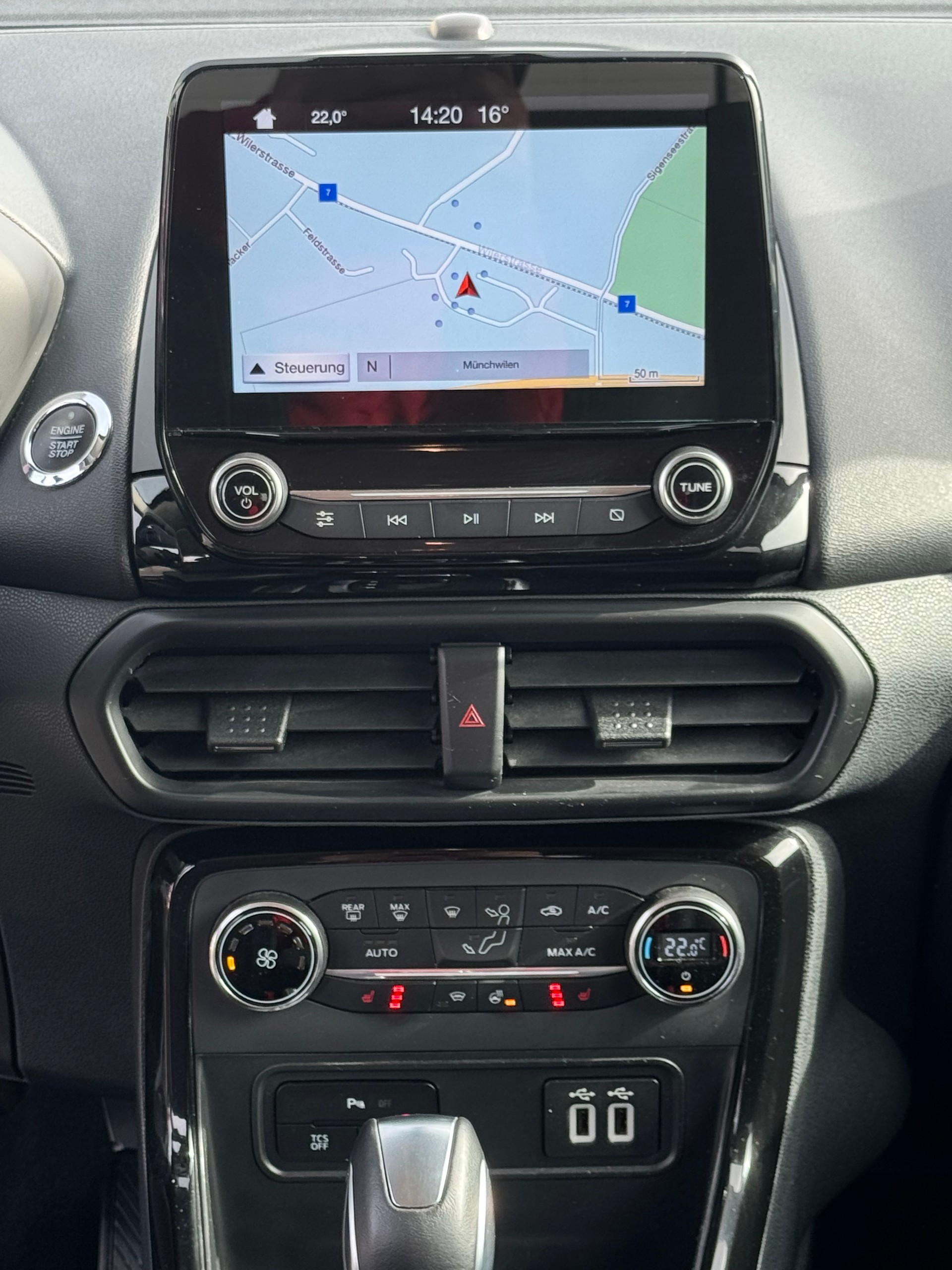 FORD EcoSport 1.0 SCTi Titanium Automat-image-10