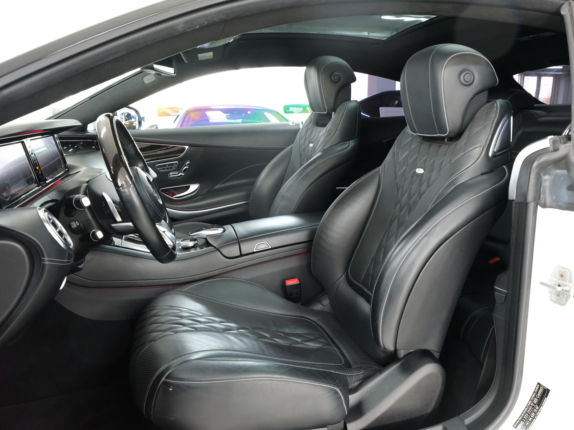 MERCEDES-BENZ S 500 Coupé 4Matic 7G-Tronic-image-13