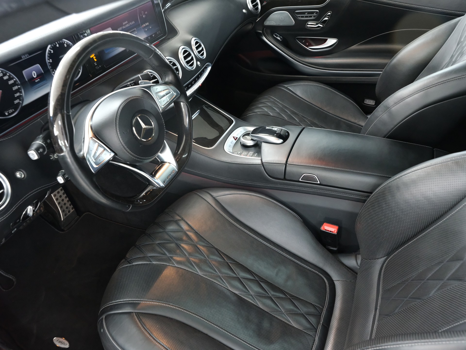 MERCEDES-BENZ S 500 Coupé 4Matic 7G-Tronic-image-12