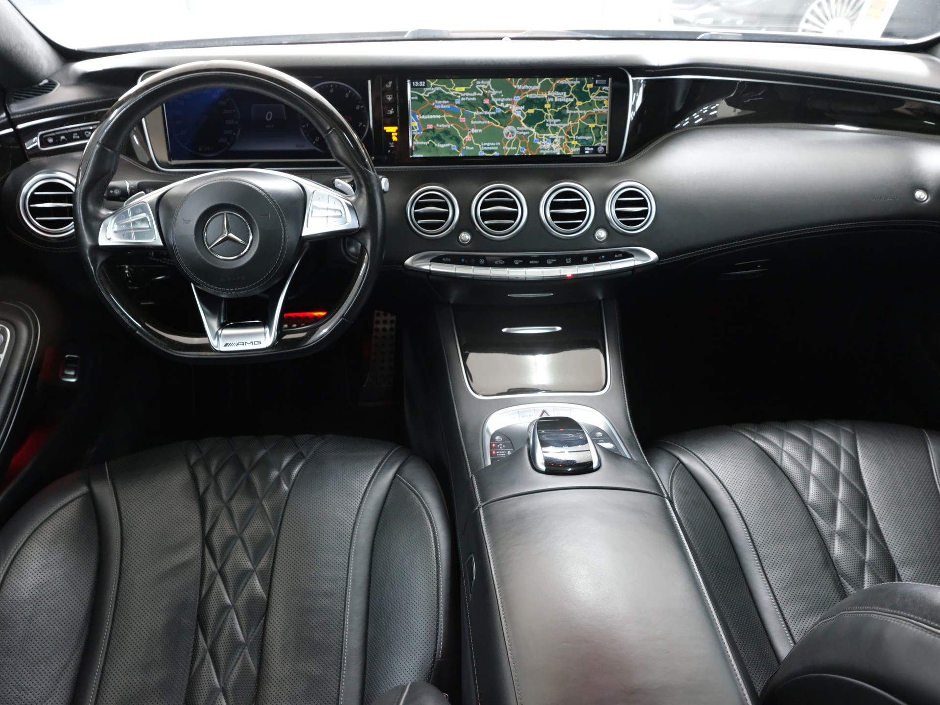 MERCEDES-BENZ S 500 Coupé 4Matic 7G-Tronic-image-16