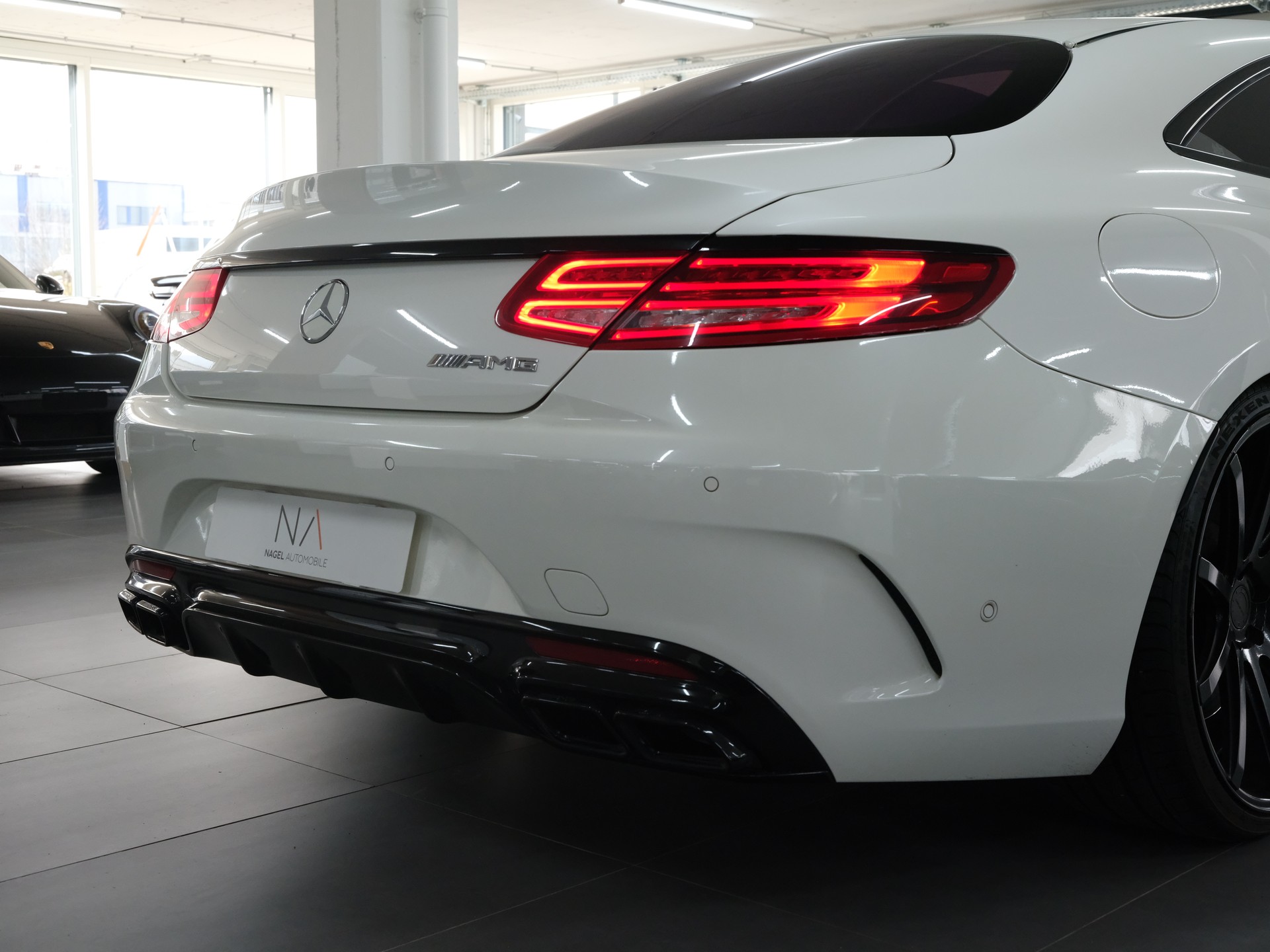 MERCEDES-BENZ S 500 Coupé 4Matic 7G-Tronic-image-9