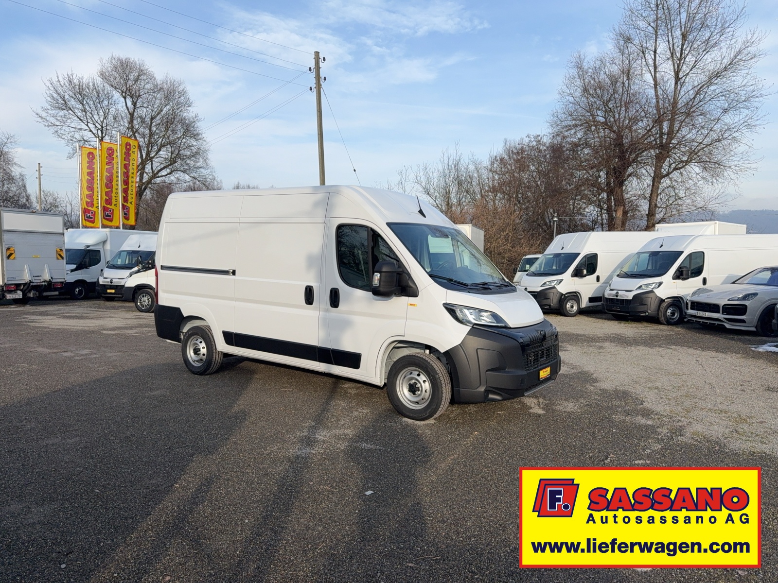 PEUGEOT Boxer 2.2 BlueHDI 140 L2H2 neues Interieur-image-7