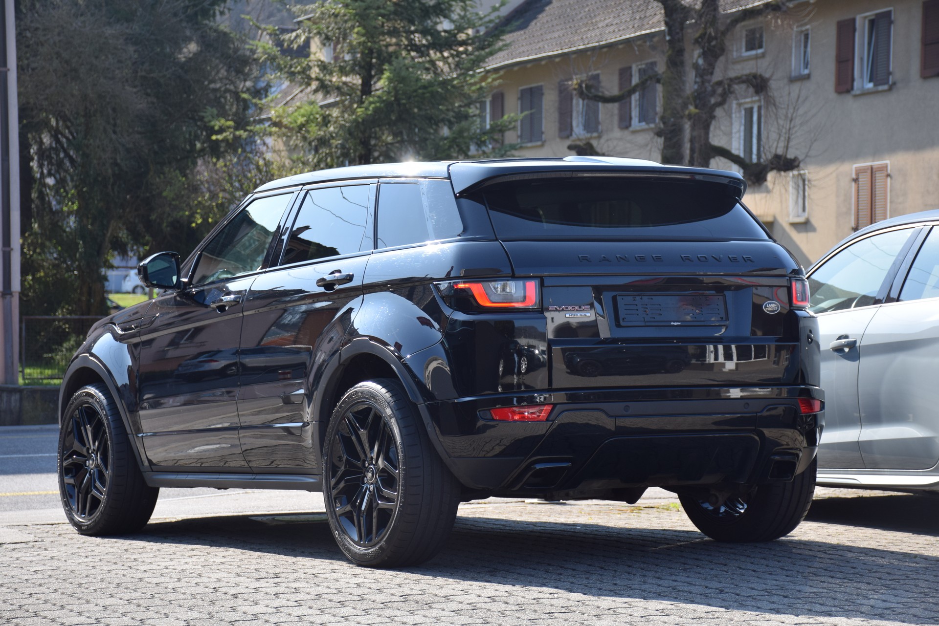 LAND ROVER Range Rover Evoque 2.0 Si4 HSE Dynamic AT9-image-7
