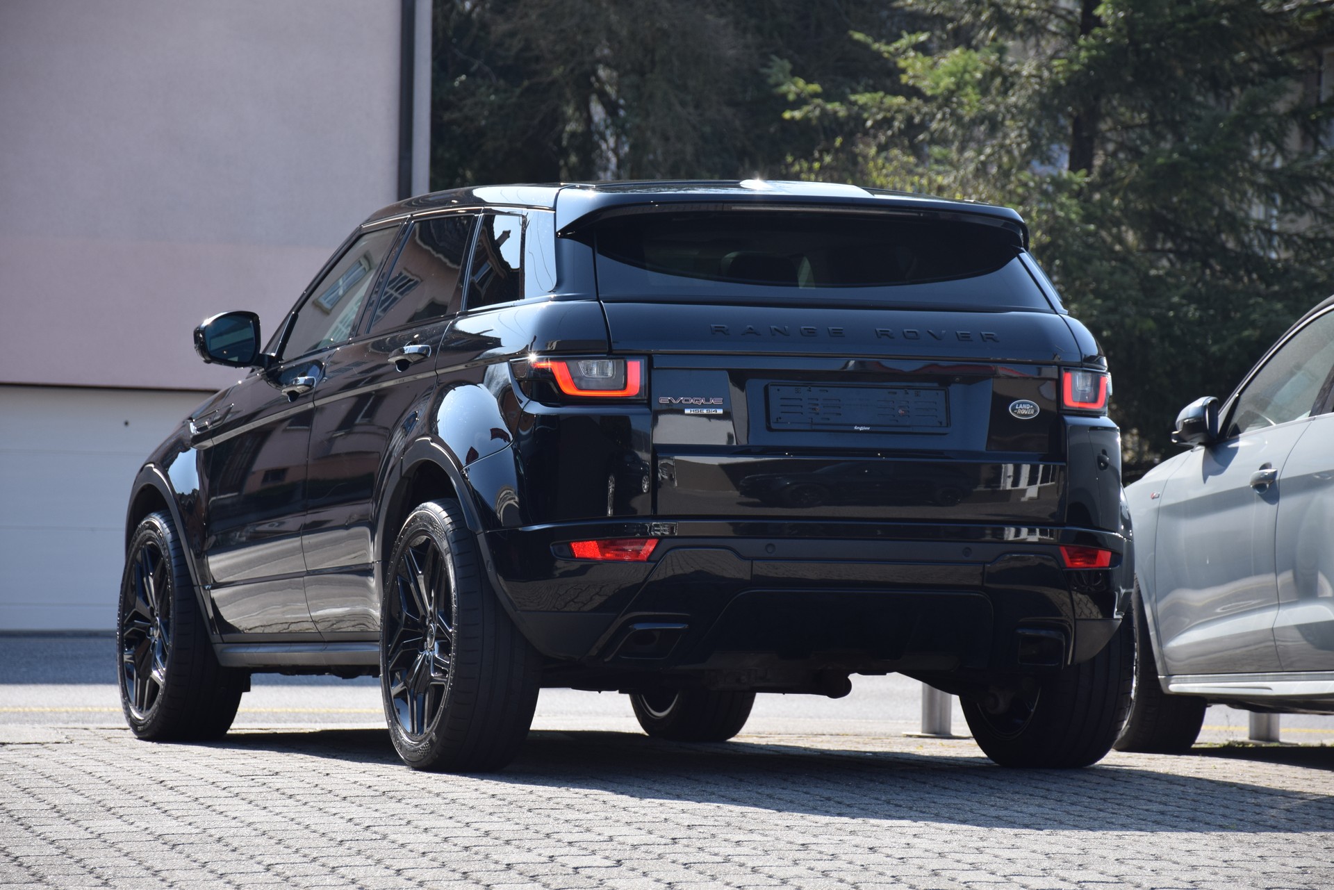 LAND ROVER Range Rover Evoque 2.0 Si4 HSE Dynamic AT9-image-8