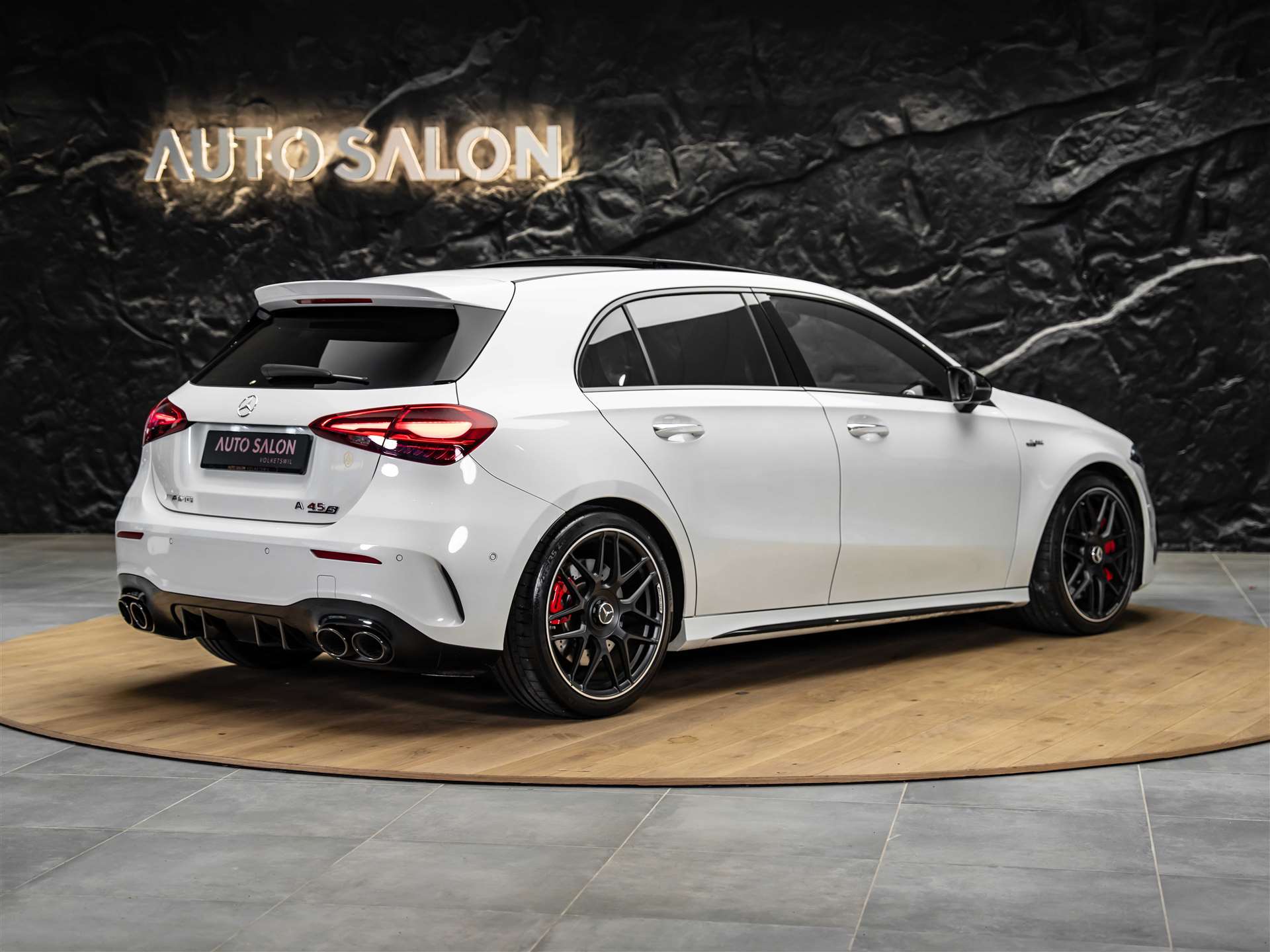 MERCEDES-BENZ A 45 S AMG 4Matic+ 8G-DCT *Facelift*Panorama*Schmiederäder*Burmester*-image-5