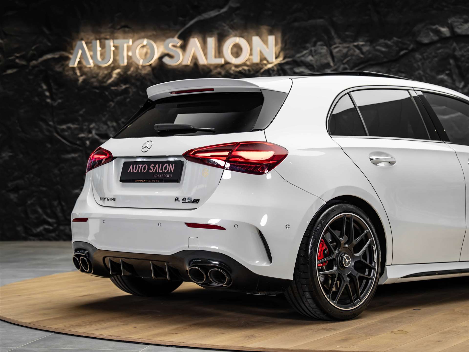 MERCEDES-BENZ A 45 S AMG 4Matic+ 8G-DCT *Facelift*Panorama*Schmiederäder*Burmester*-image-23