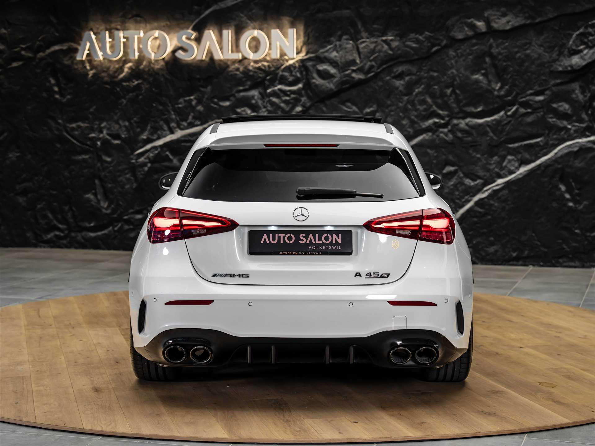 MERCEDES-BENZ A 45 S AMG 4Matic+ 8G-DCT *Facelift*Panorama*Schmiederäder*Burmester*-image-4