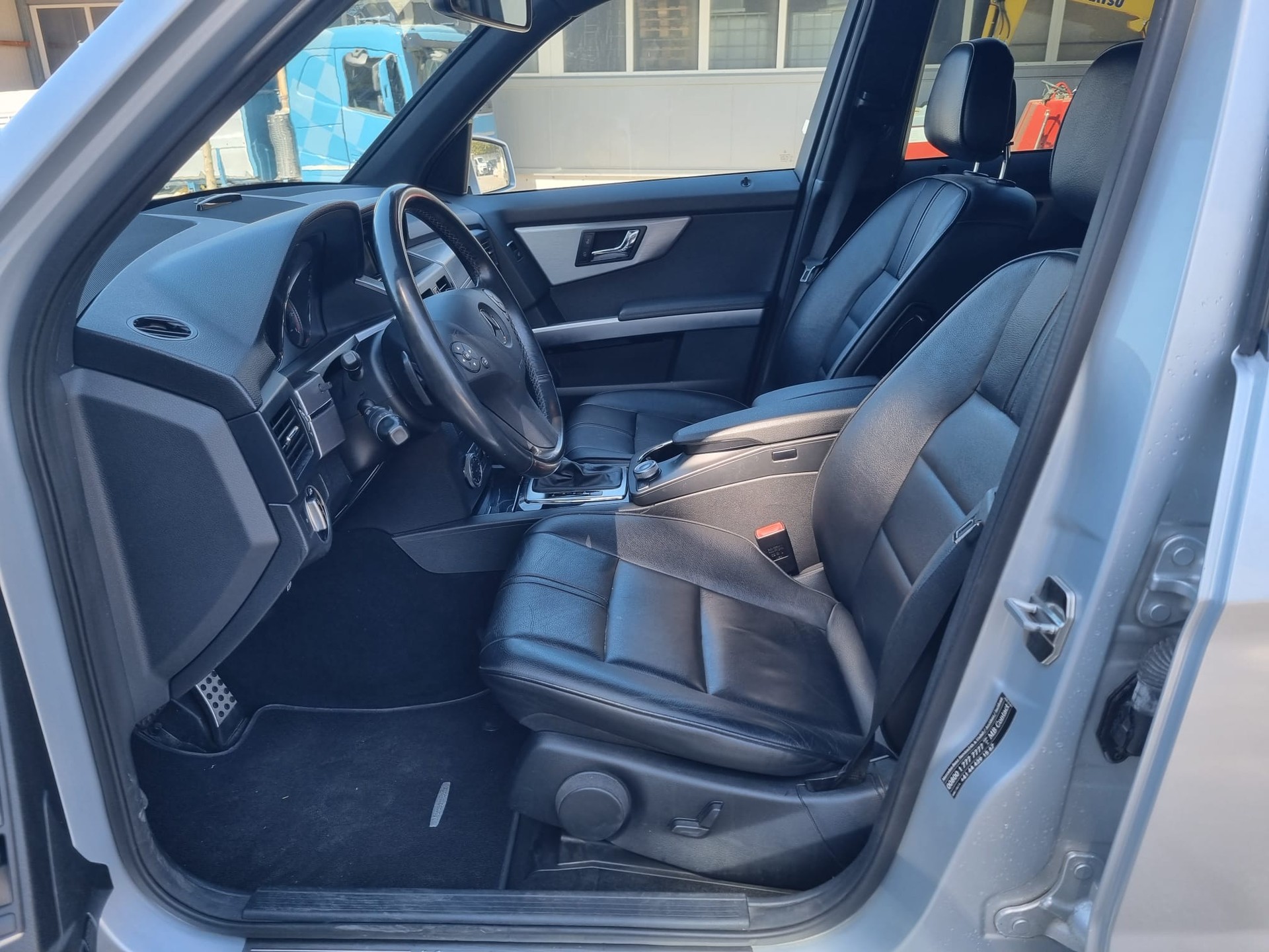 MERCEDES-BENZ GLK 220 CDI BlueEfficiency 4Matic 7G-Tronic-image-5