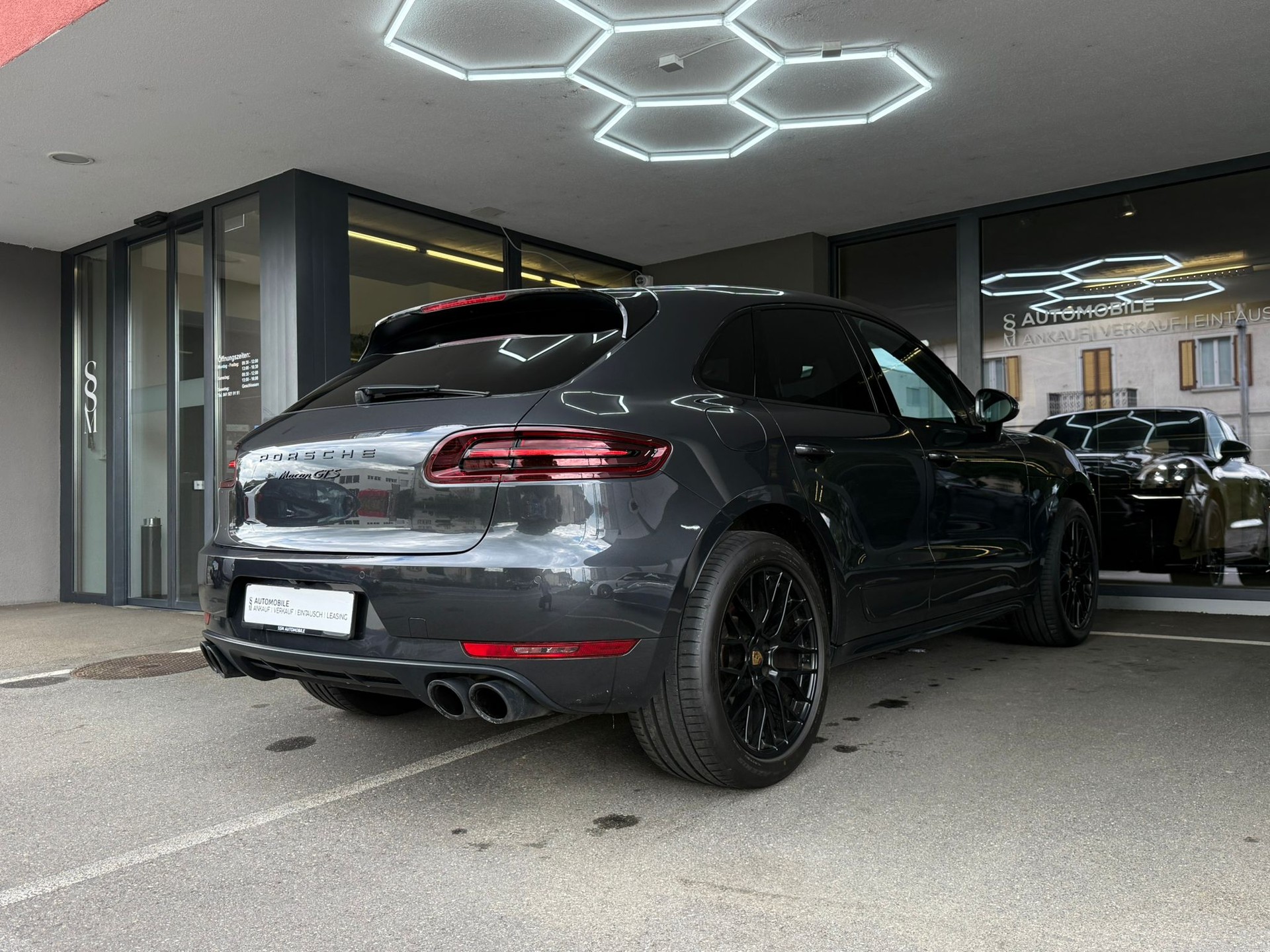 PORSCHE Macan GTS PDK-image-8