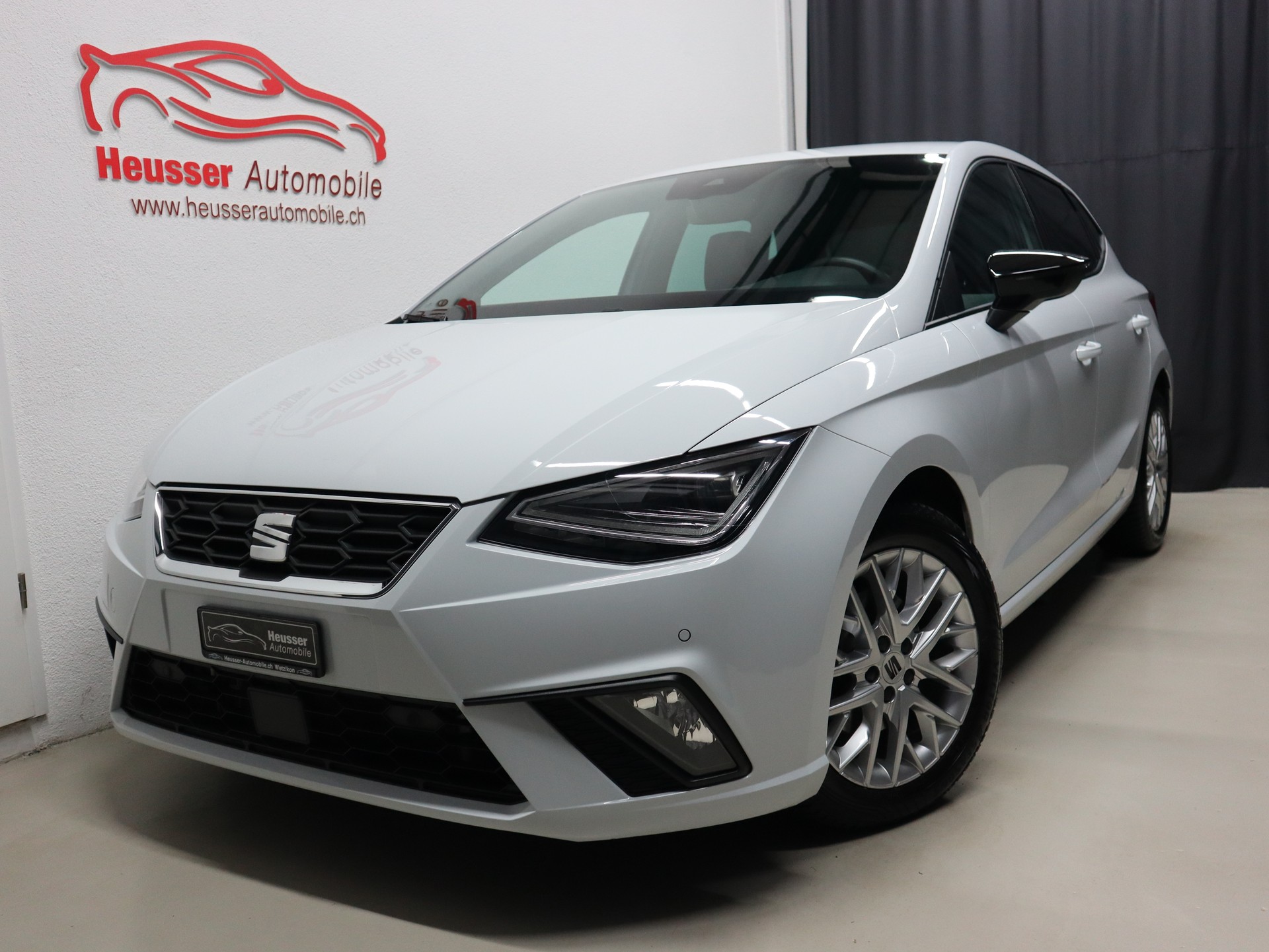 SEAT Ibiza 1.5 EcoTSI FR DSG - Navi - Digital Cockpit - Leder/Alcantara - Keyless - Kamera - 150 PS