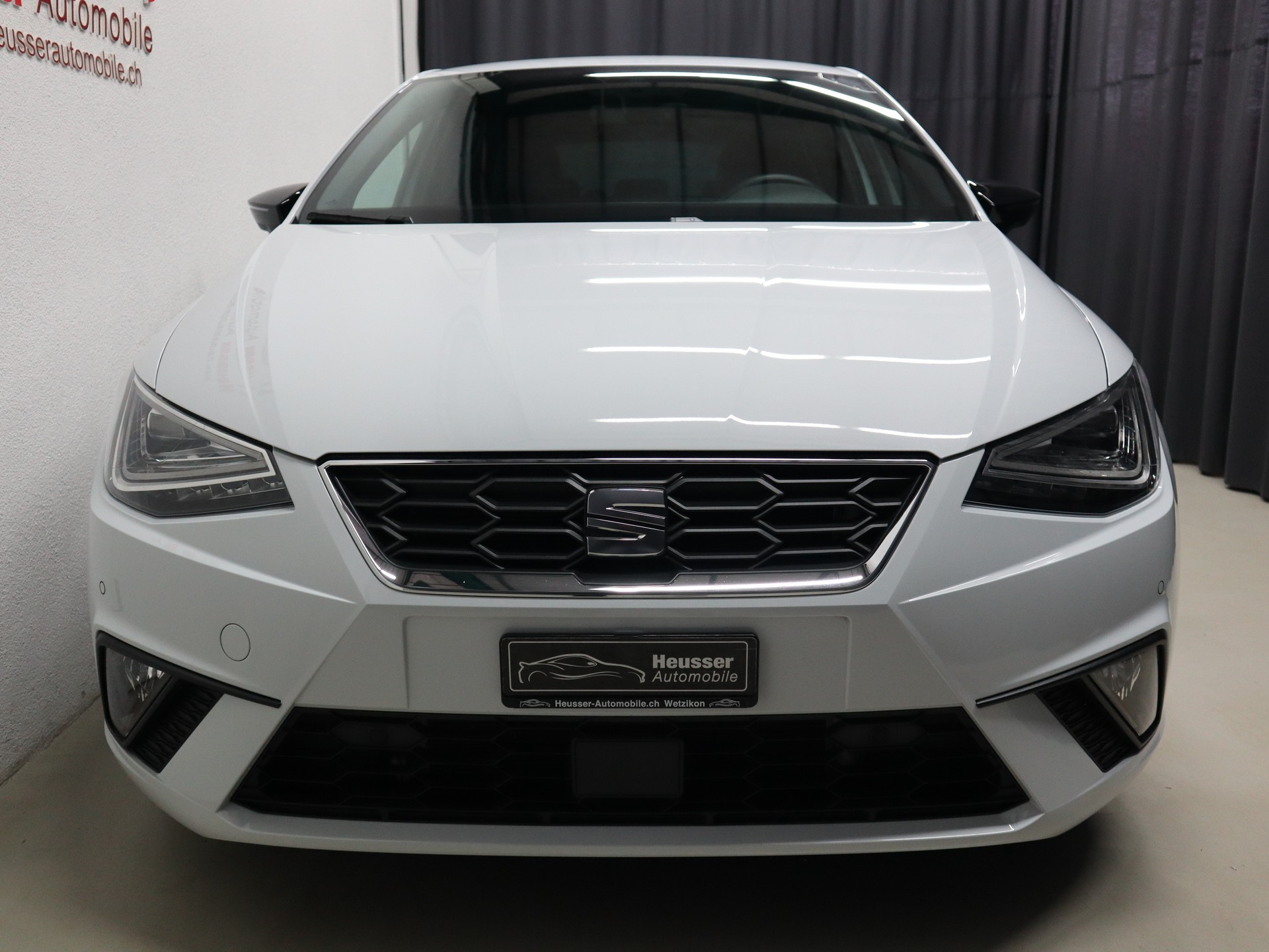 SEAT Ibiza 1.5 EcoTSI FR DSG - Navi - Digital Cockpit - Leder/Alcantara - Keyless - Kamera - 150 PS-image-5