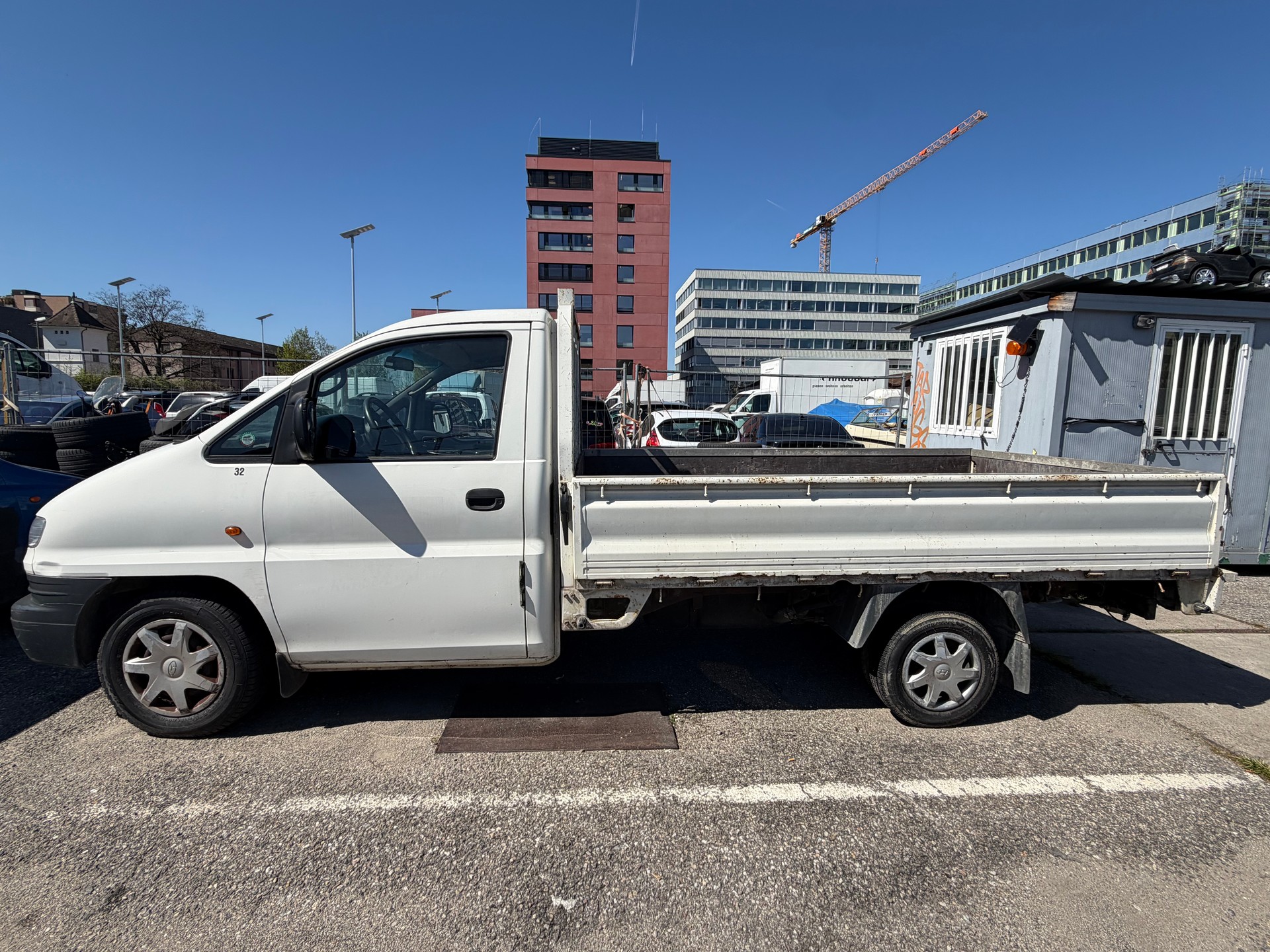 HYUNDAI H-1 Camionnette 2.5TDI-showroom-element-1