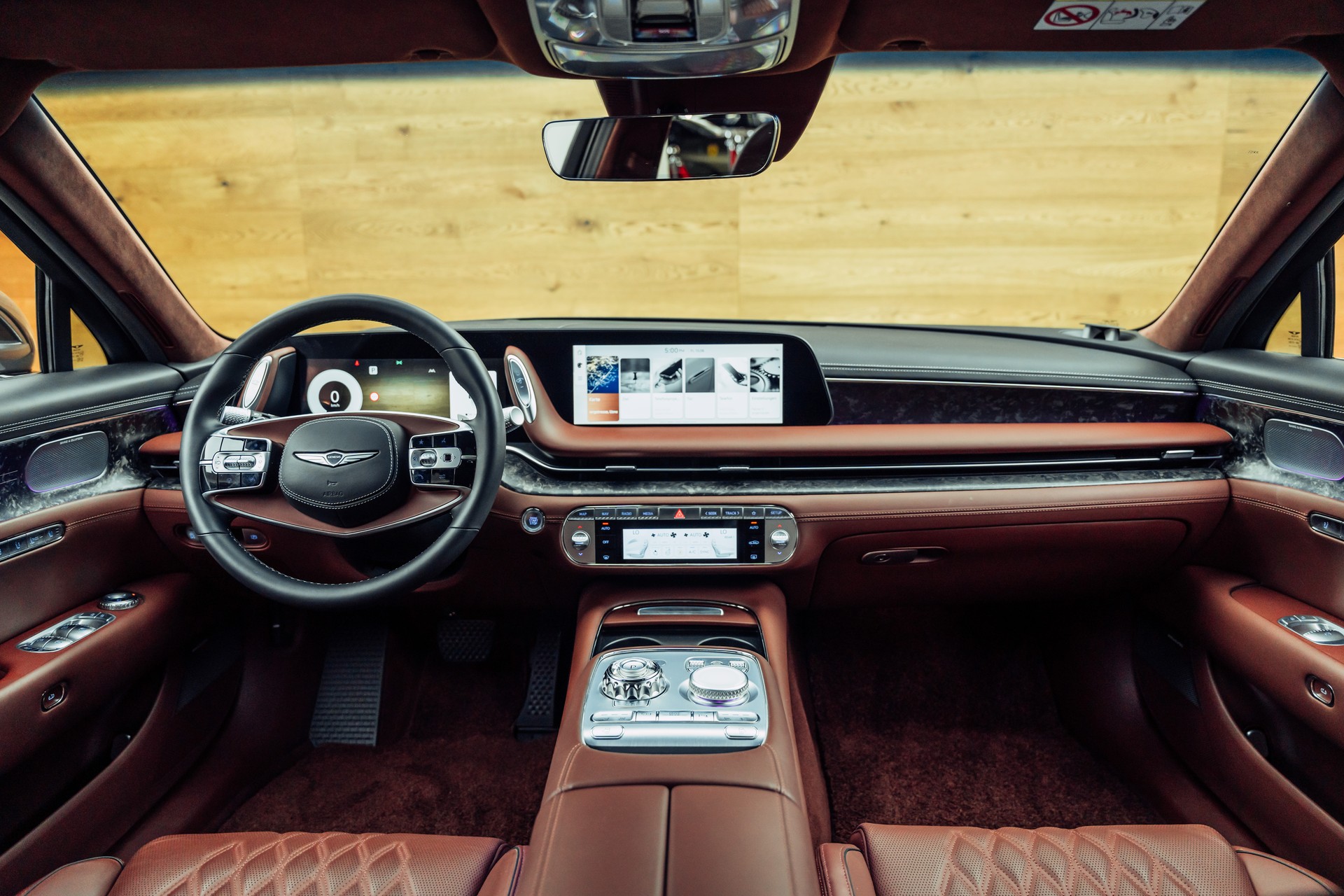 GENESIS G90 Luxury Plus LWB AWD-image-4