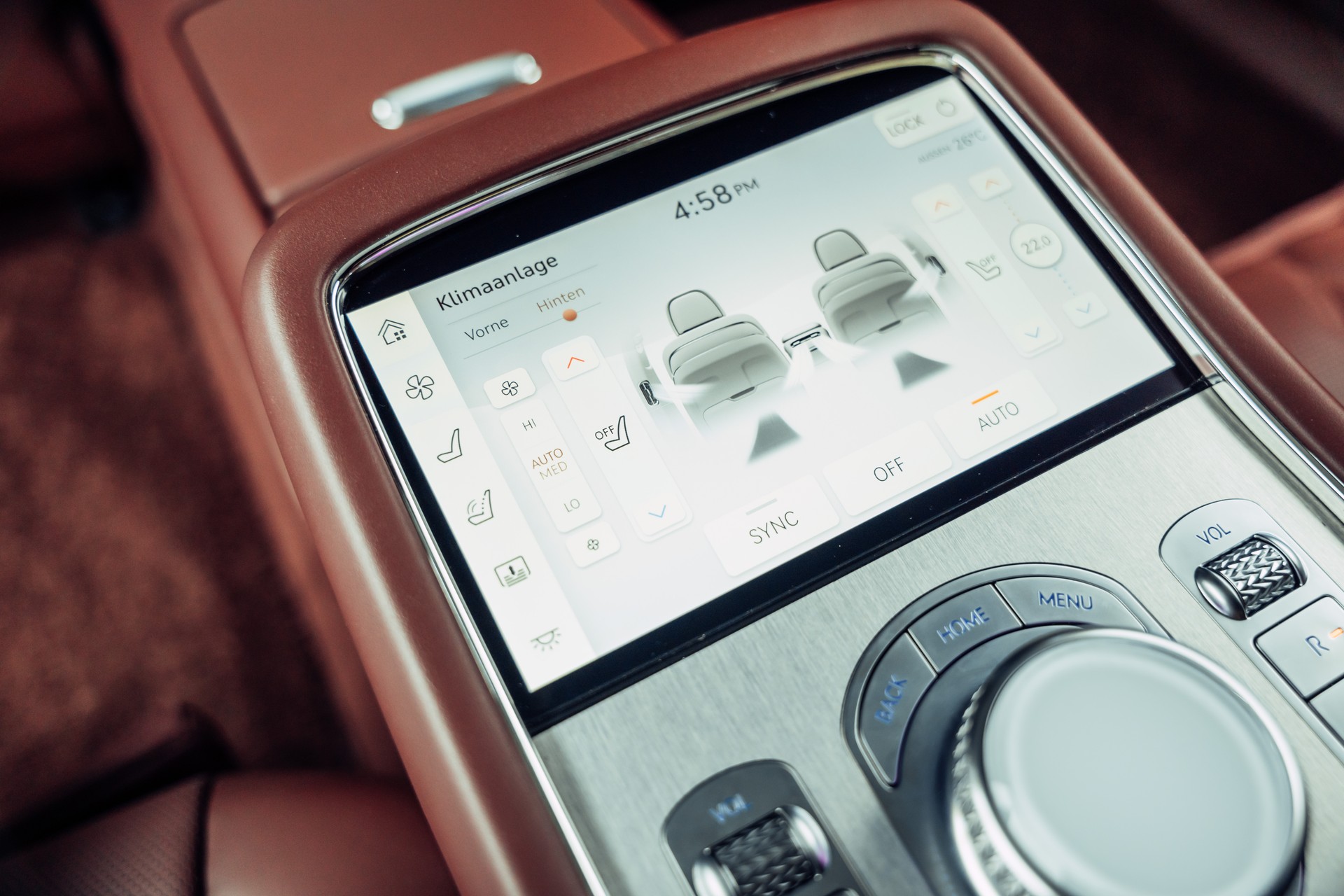 GENESIS G90 Luxury Plus LWB AWD-image-8