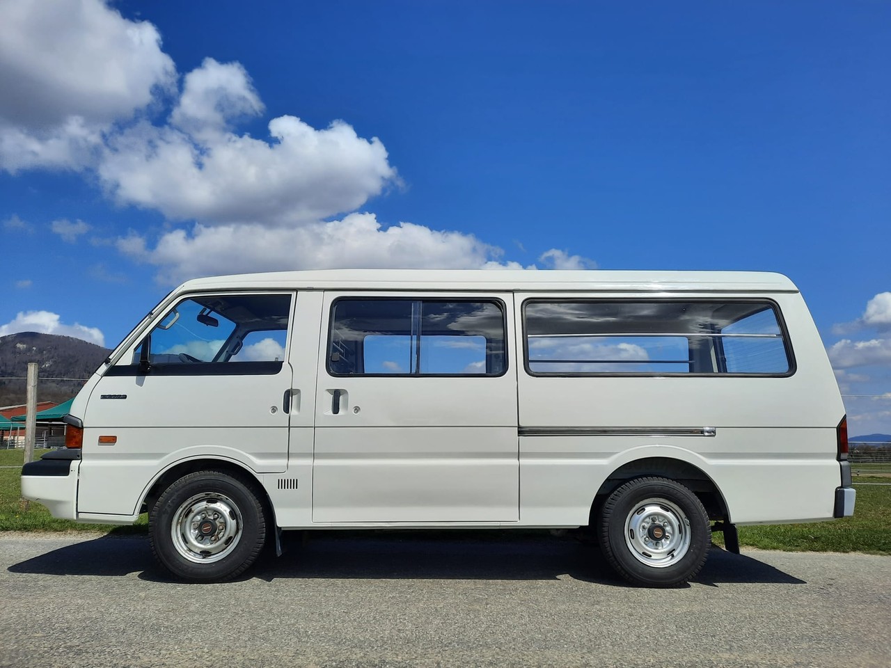 MAZDA E 2000 SR1JC2-image-6
