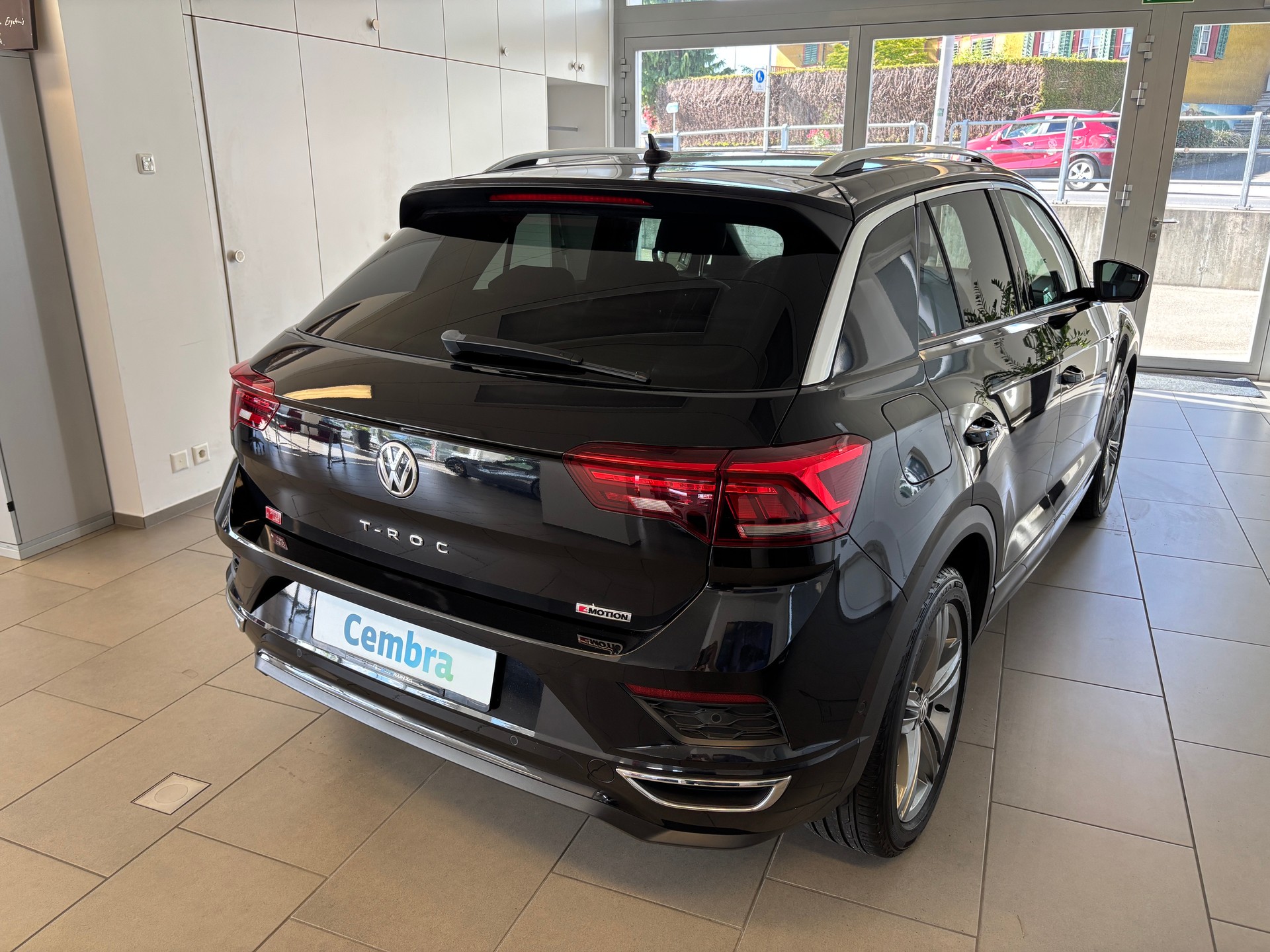 VW T-Roc 2.0 TSI R-Line DSG 4Motion-showroom-element-2