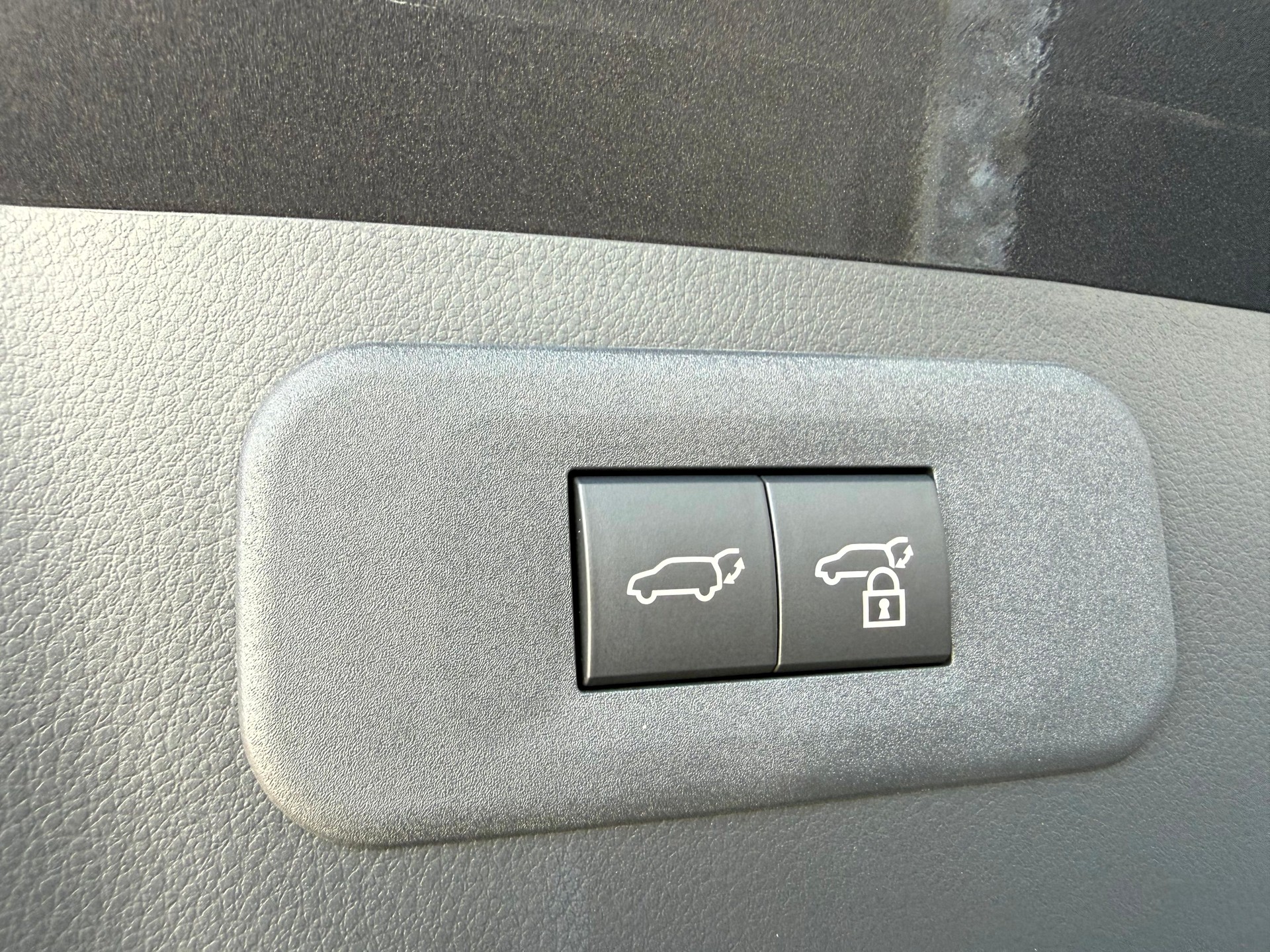 LEXUS NX 450h+ E-FOUR Comfort-image-7