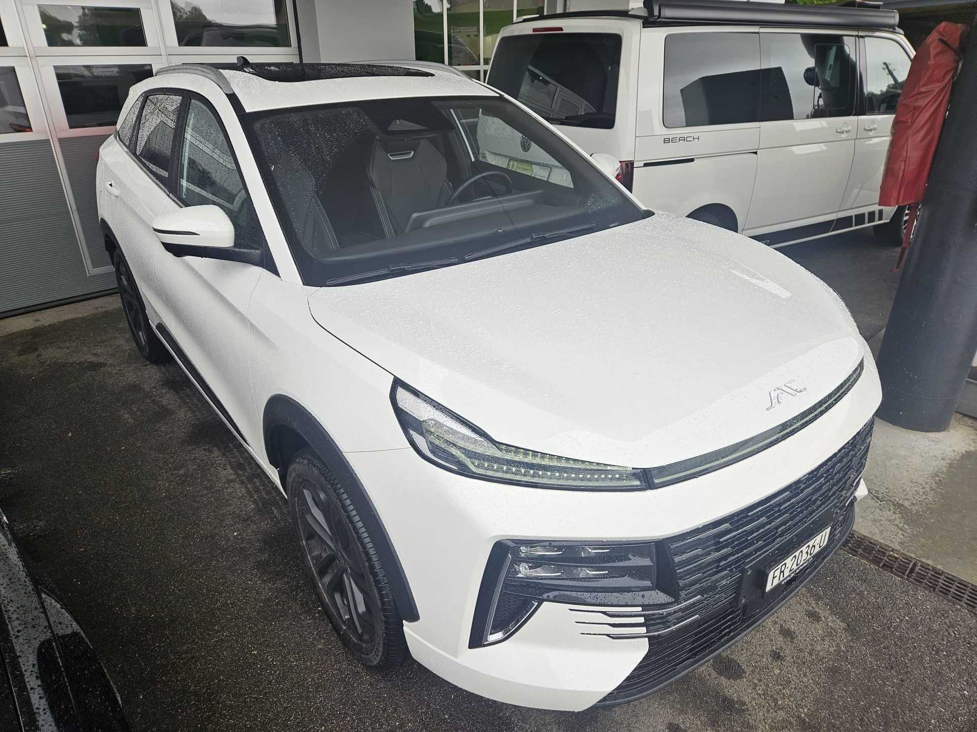 JAC JS6 1.5 PHEV-image-3
