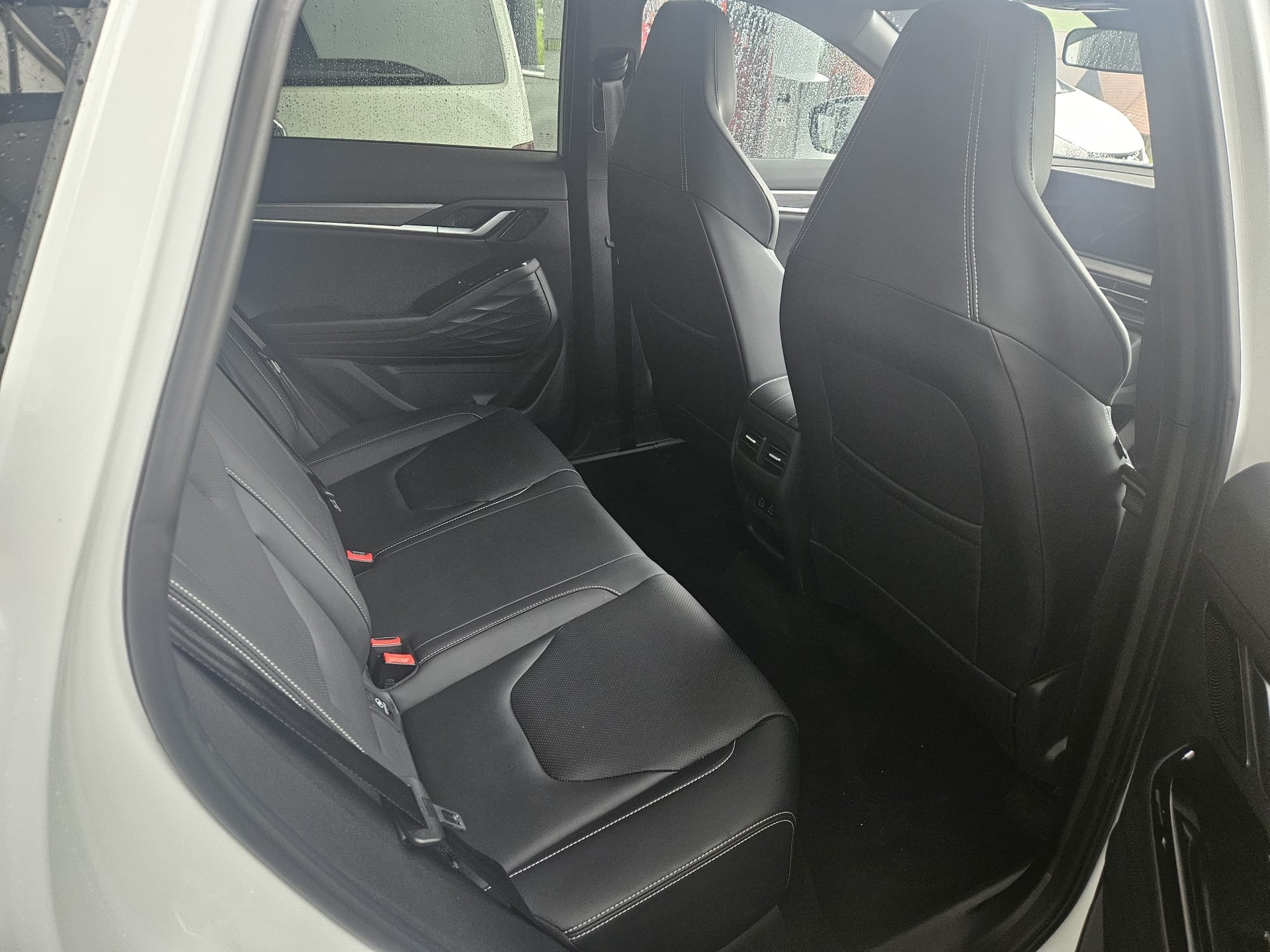JAC JS6 1.5 PHEV-image-10