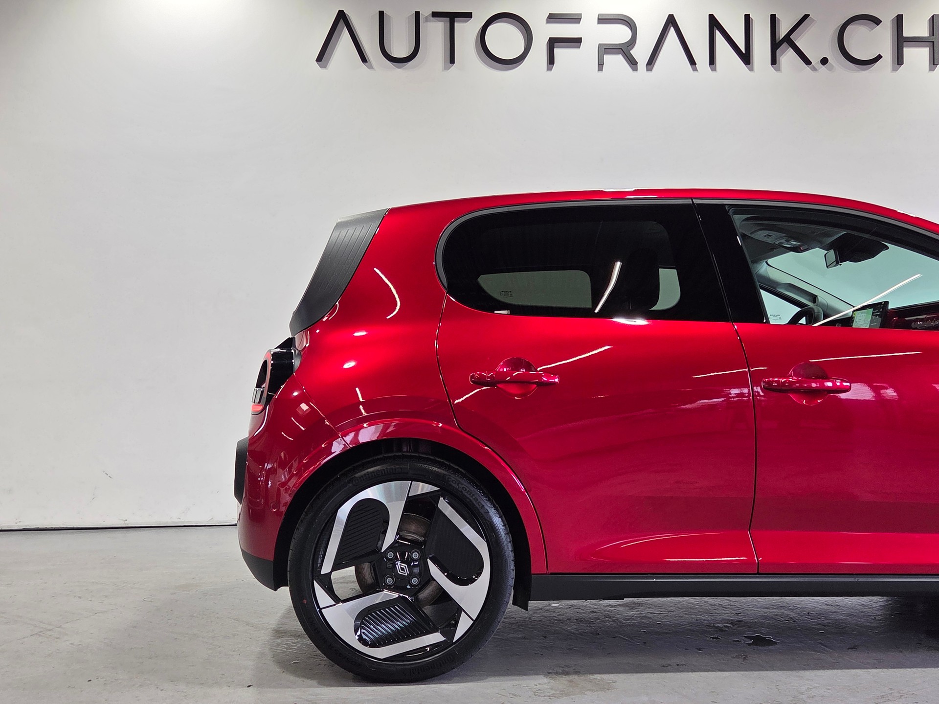 RENAULT Twingo E-Tech Urban Range techno-image-21