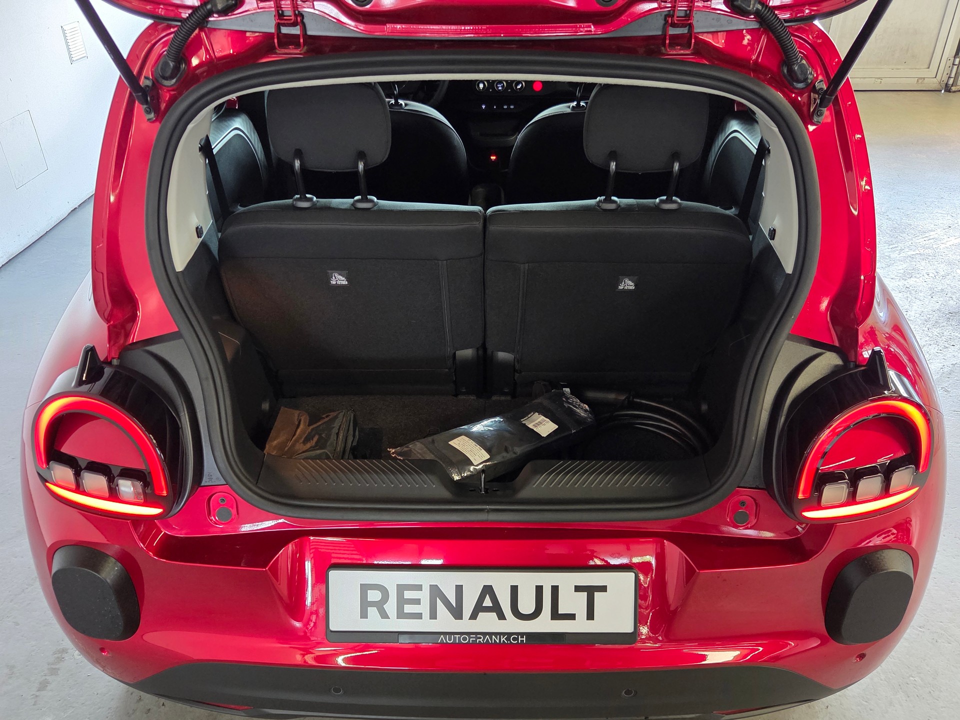 RENAULT Twingo E-Tech Urban Range techno-image-26