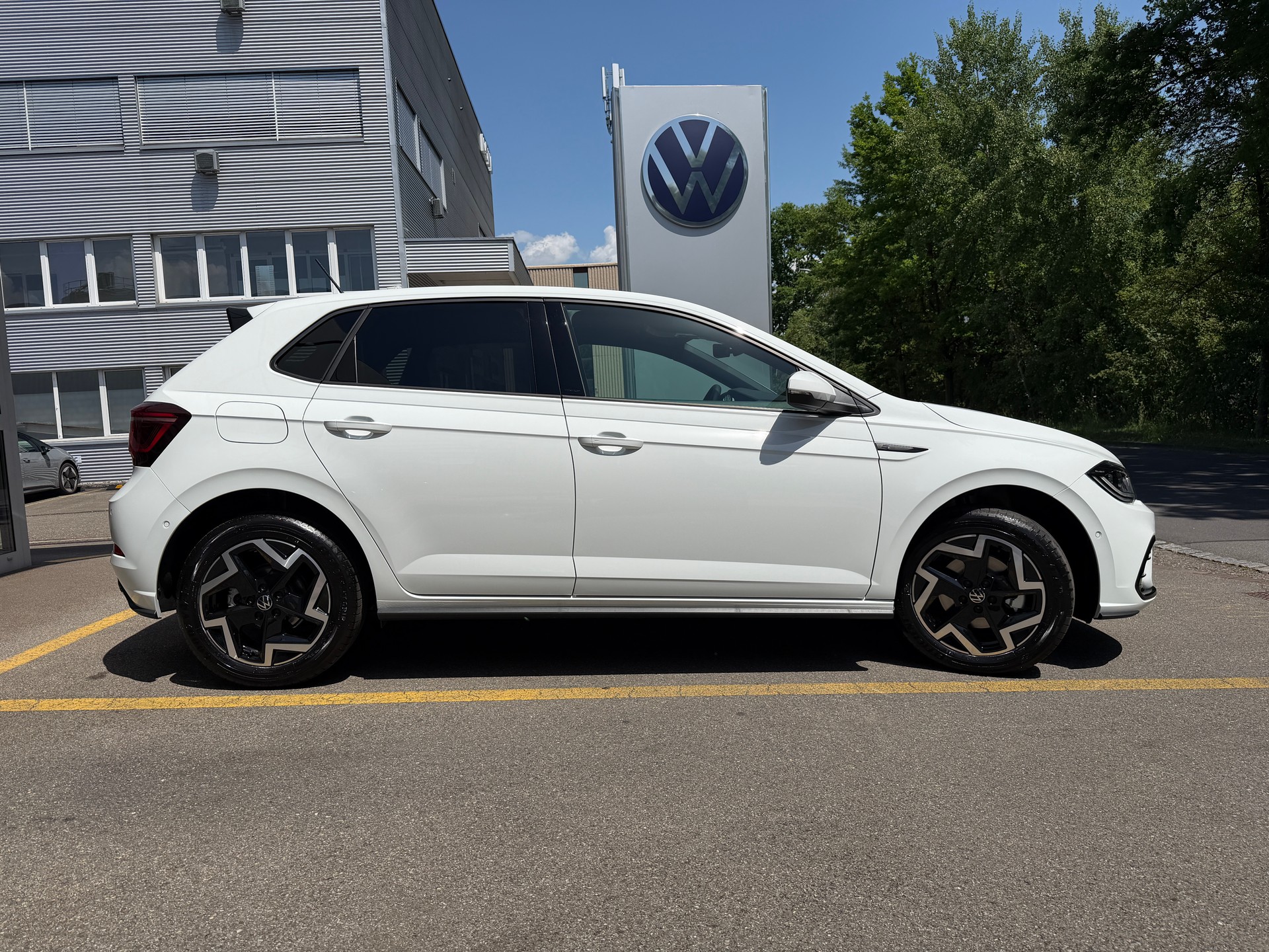 VW Polo 1.0 TSI R-Line DSG-image-5