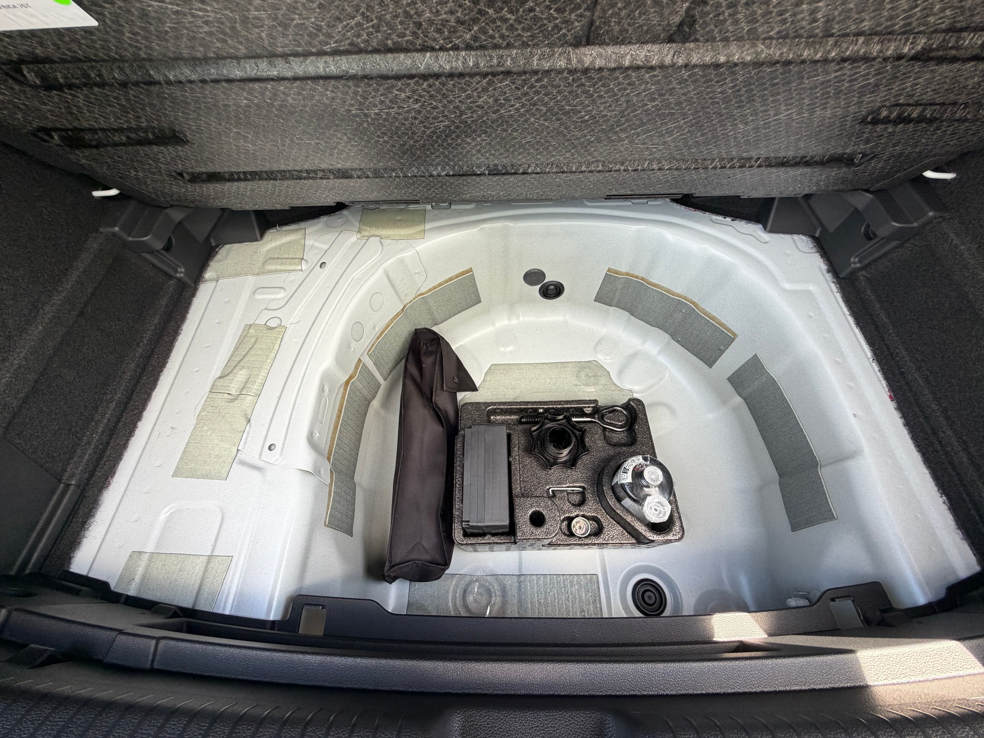 VW Polo 1.0 TSI R-Line DSG-image-22