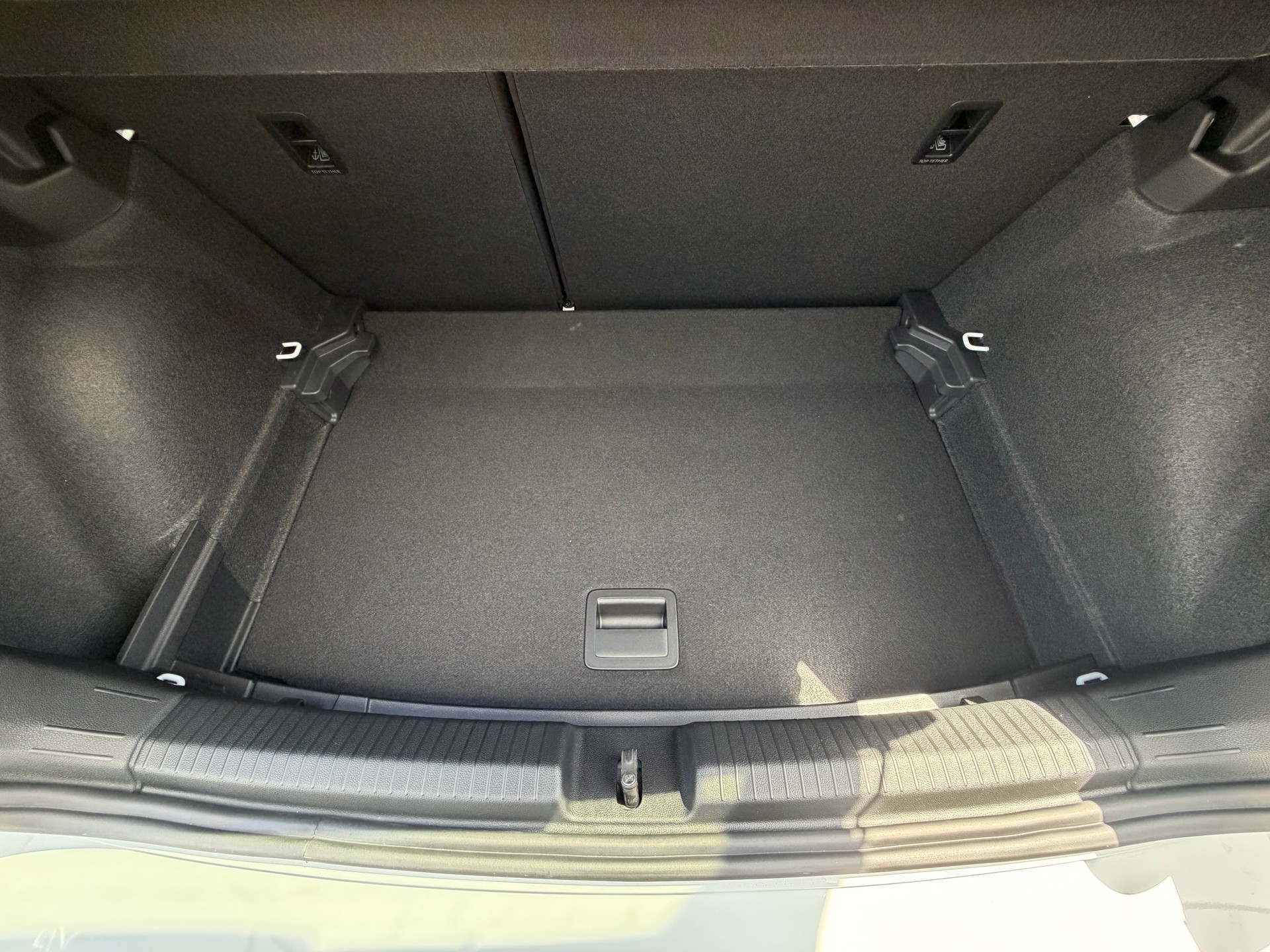VW Polo 1.0 TSI R-Line DSG-image-23