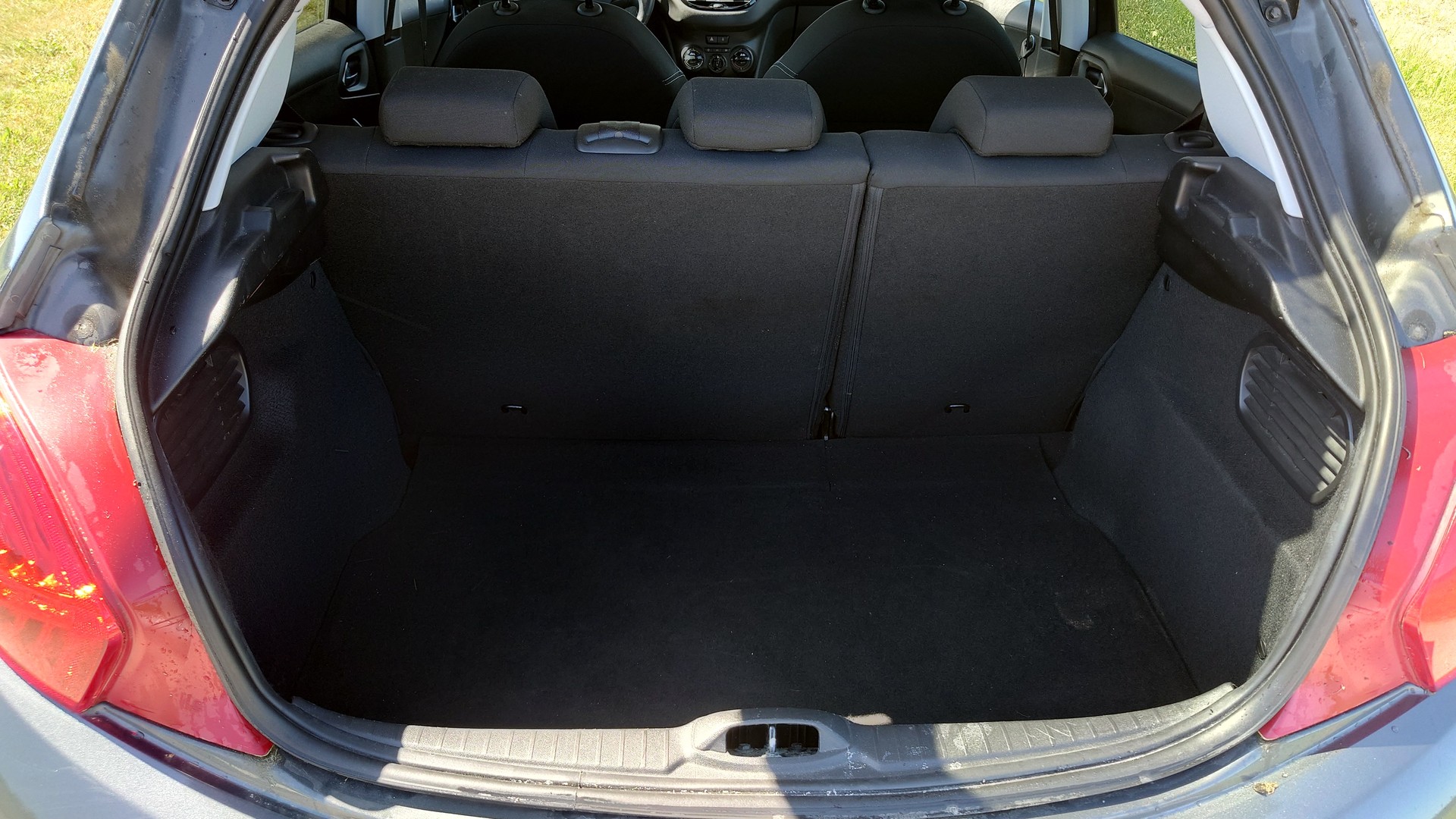 PEUGEOT 208 1.2 e-VTI Active EGS5-image-4