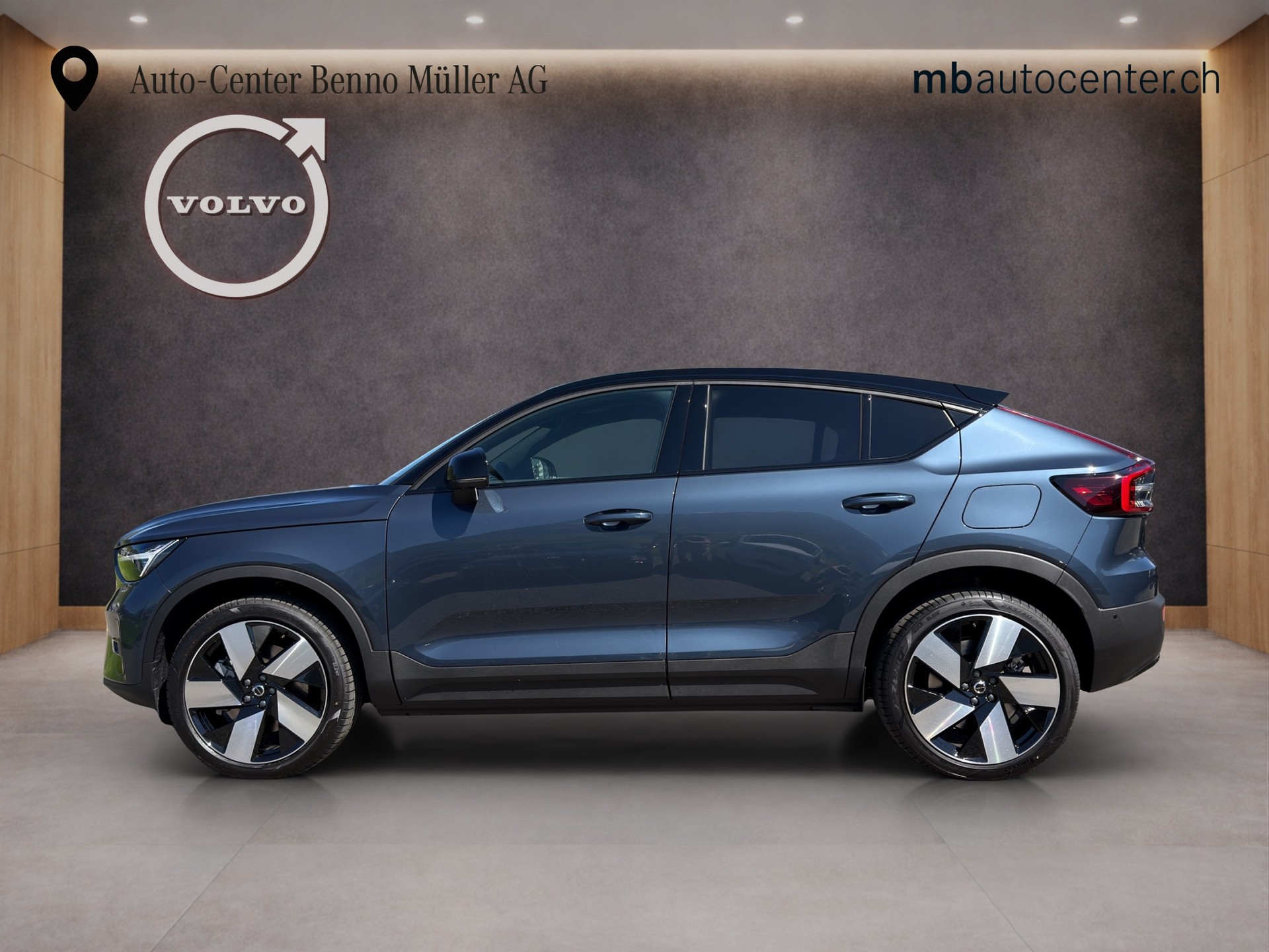 VOLVO EC40 Twin Performance Ultra AWD-showroom-element-2