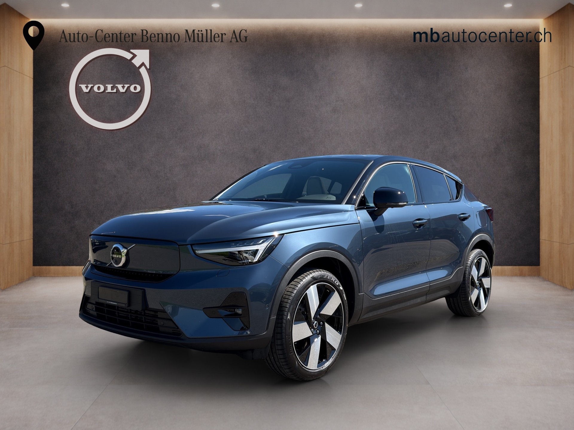 VOLVO EC40 Twin Performance Ultra AWD-showroom-element-1