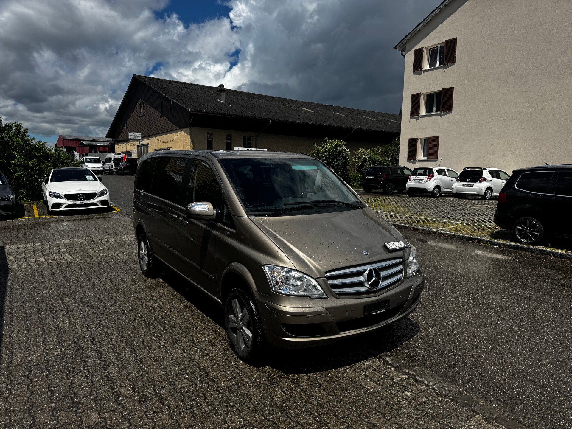 MERCEDES-BENZ Viano 2.2 CDI Blue Eff. Trend Ed. L 4Matic A-image-1