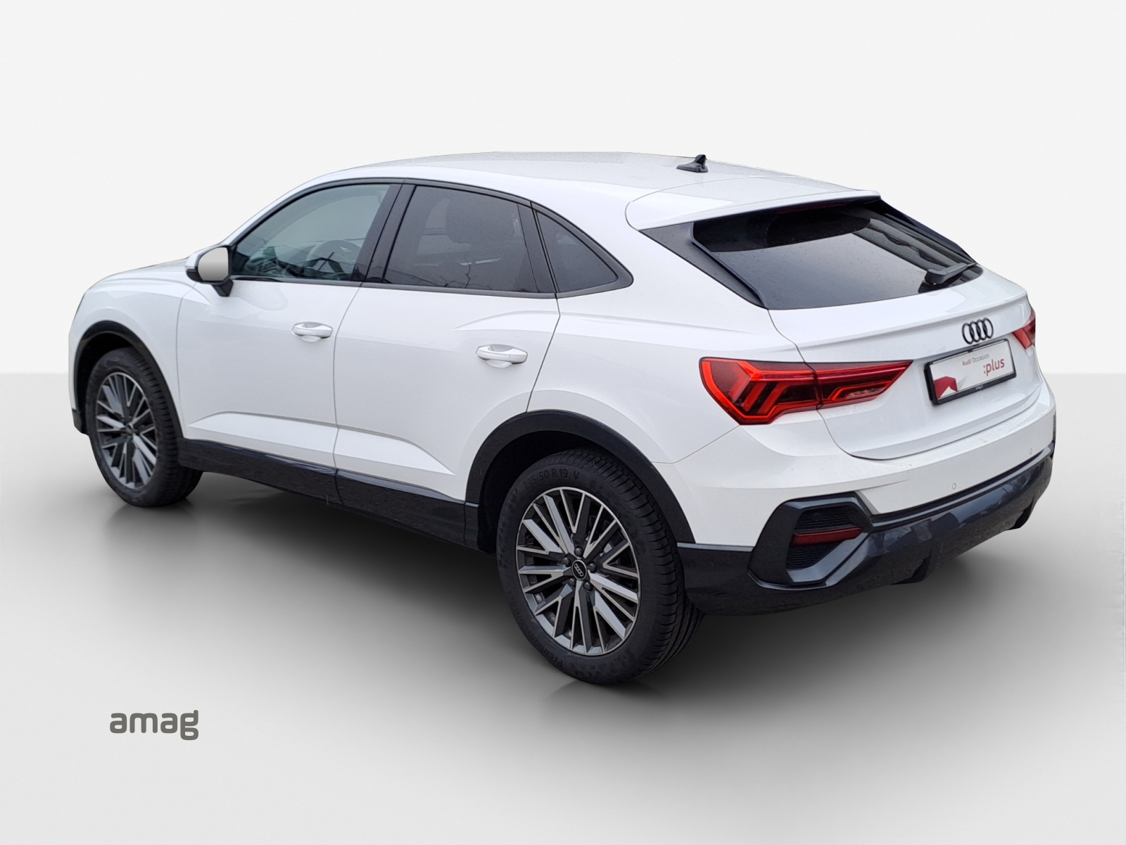 AUDI Q3 Sportback 35 TFSI Attraction S-tronic-showroom-element-2