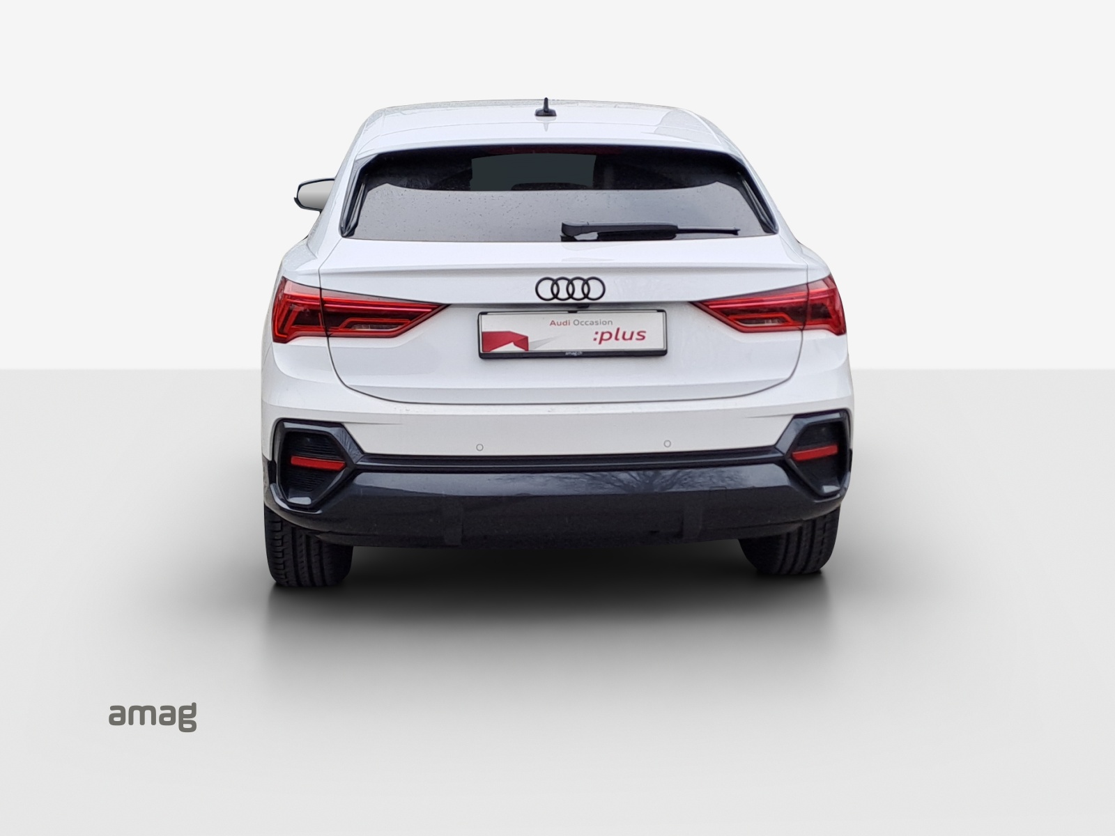 AUDI Q3 Sportback 35 TFSI Attraction S-tronic-showroom-element-3