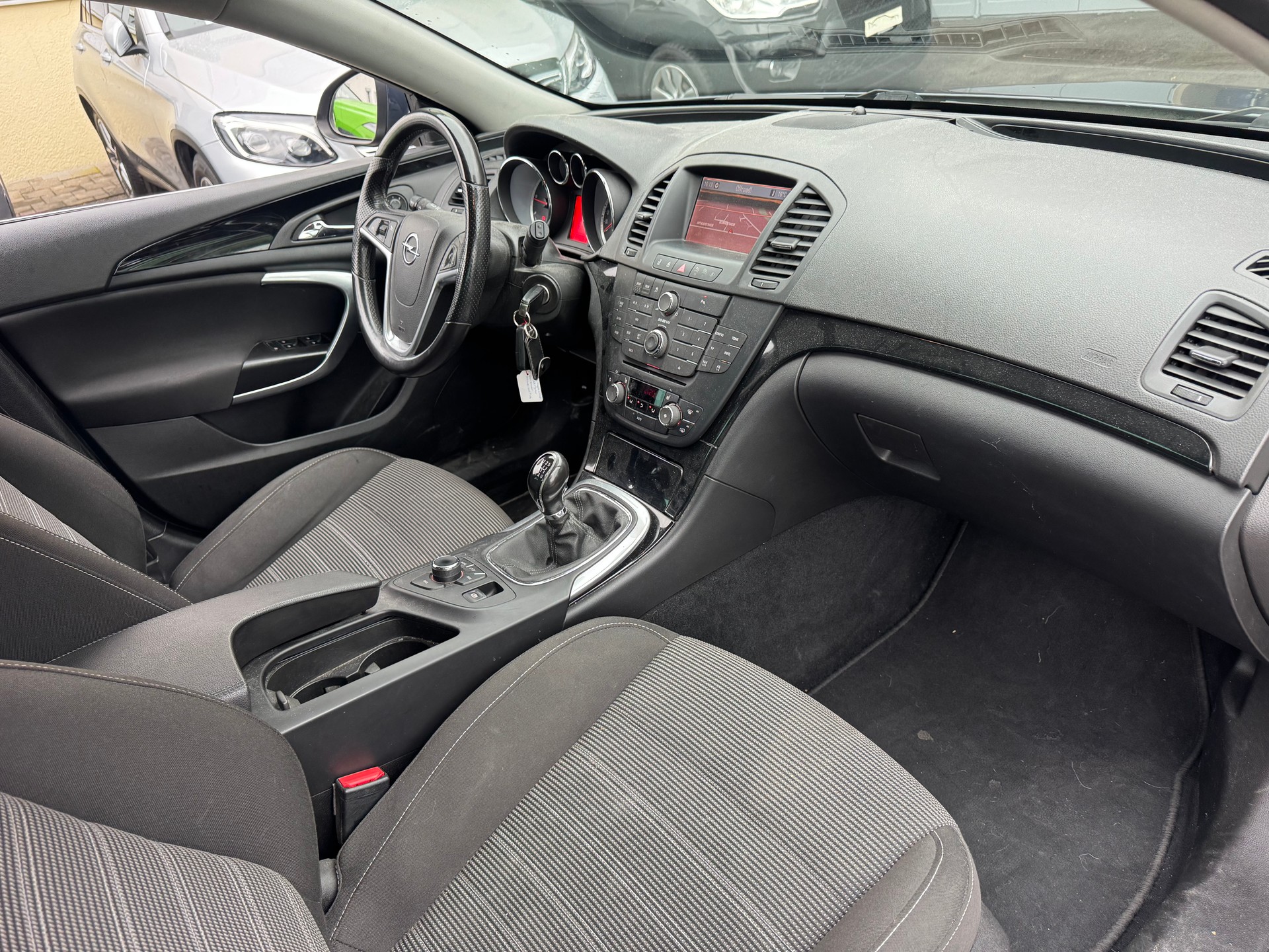 OPEL Insignia Sports Tourer 2.0 CDTI Sport 4WD-image-10