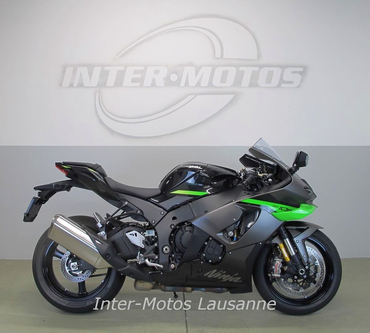KAWASAKI NINJA ZX 10R-image-0