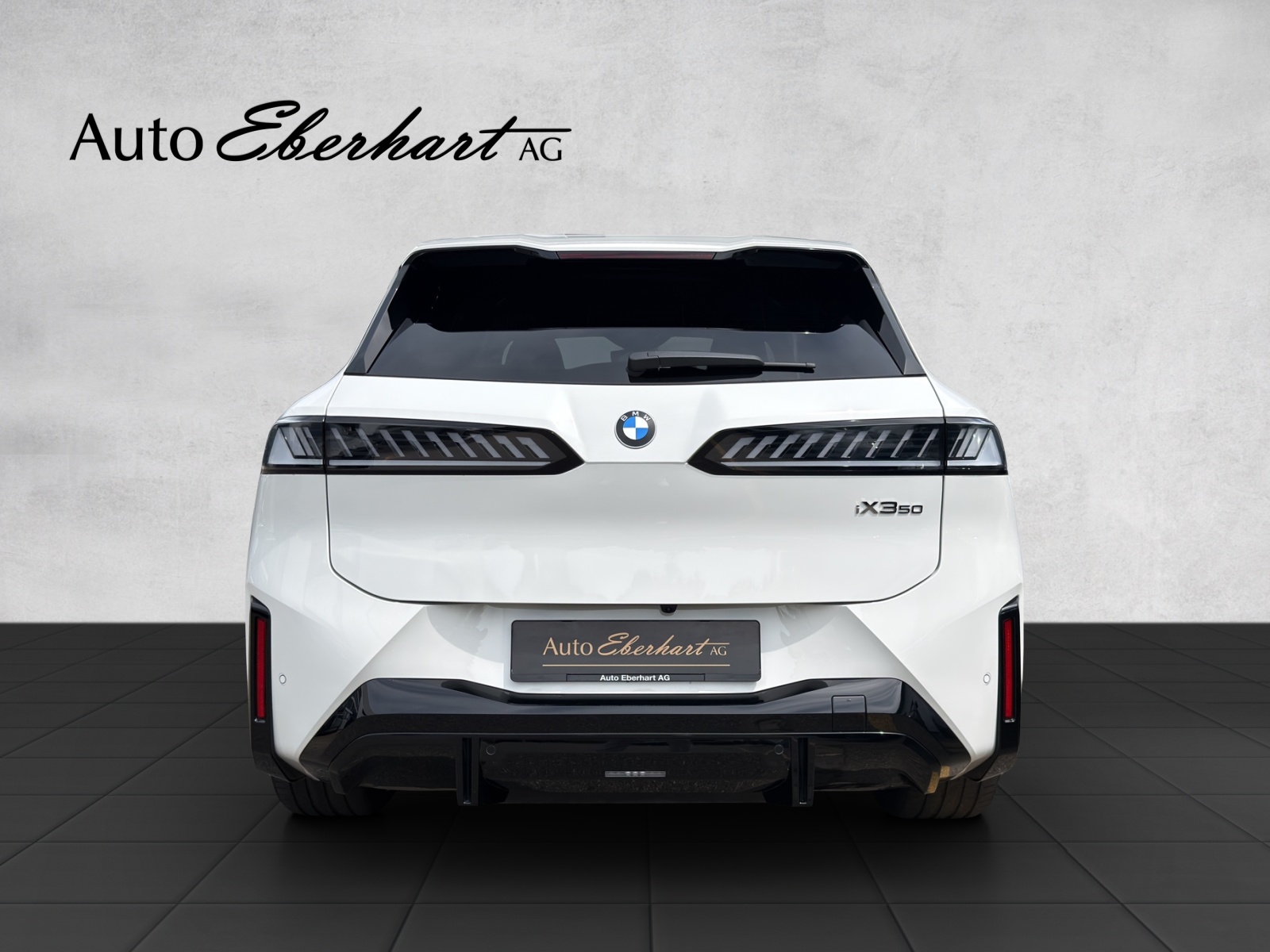 BMW iX3 50 xDrive M Sport Pro-image-4