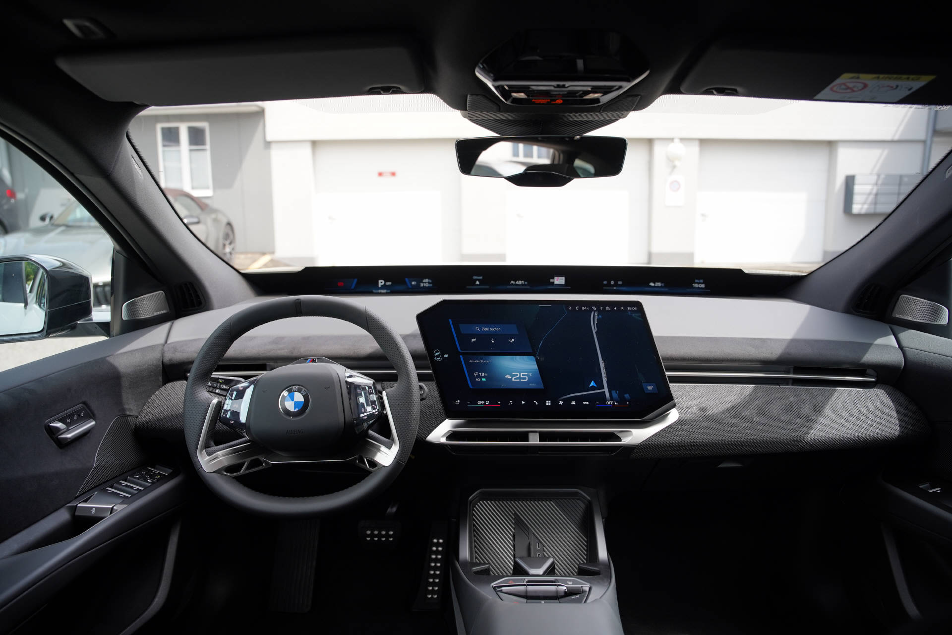 BMW iX3 50 xDrive M Sport Pro-image-11