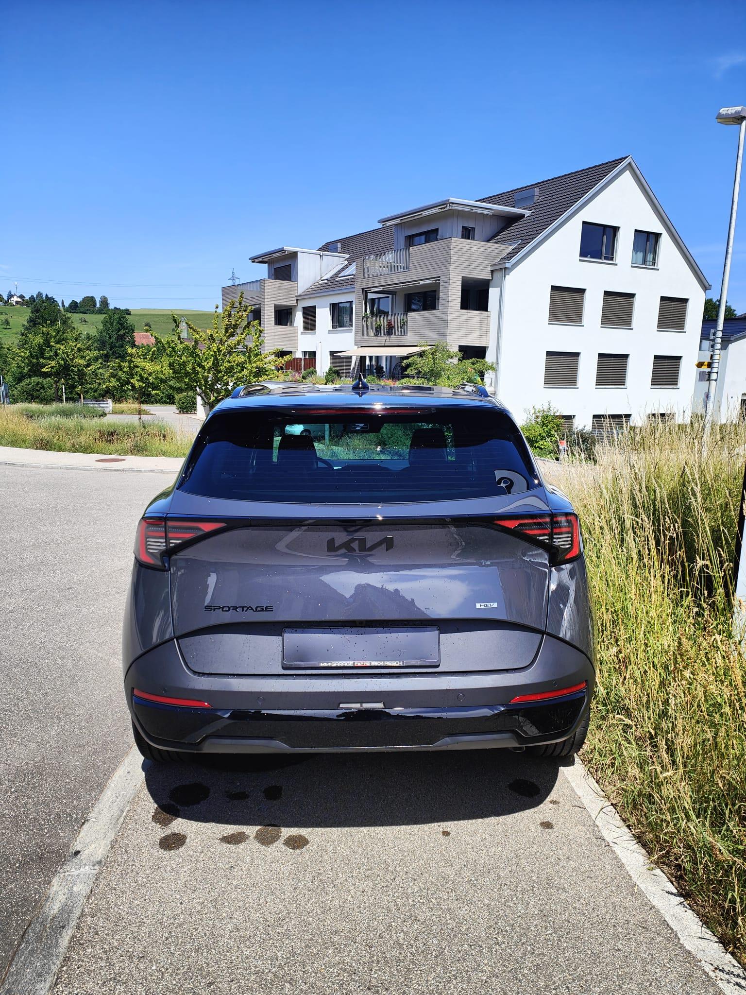 KIA Sportage 1.6 T-GDi Hybrid Black Edition-image-10