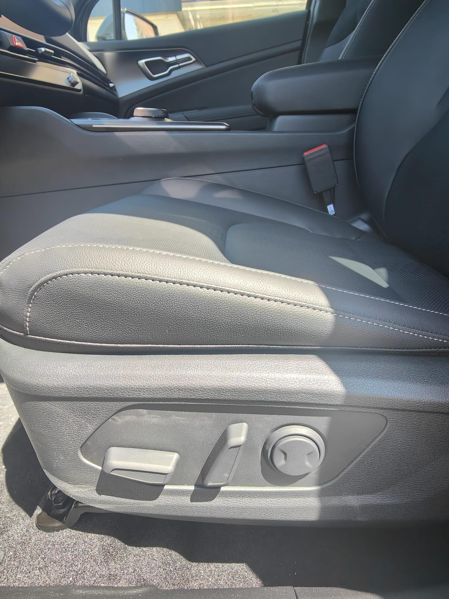 KIA Sportage 1.6 T-GDi Hybrid Black Edition-image-13