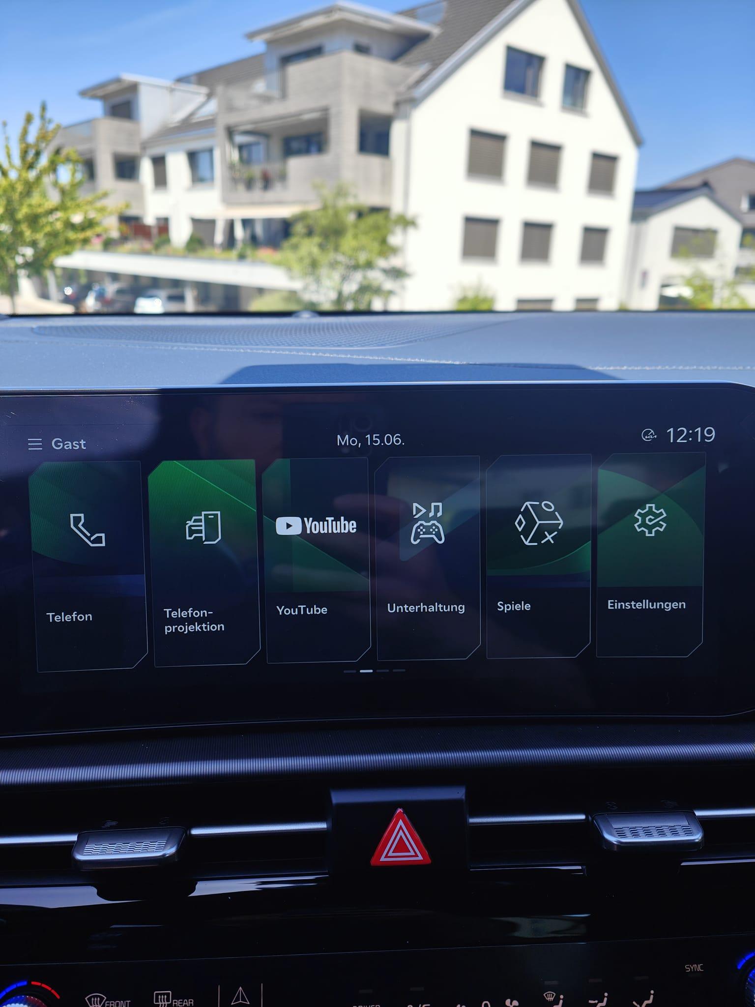 KIA Sportage 1.6 T-GDi Hybrid Black Edition-image-18