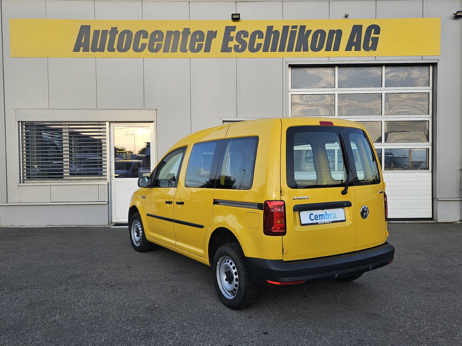 VW Caddy Kaw. 2.0 TDI 122 BMT 4motion * Frisch ab MFK *-image-6