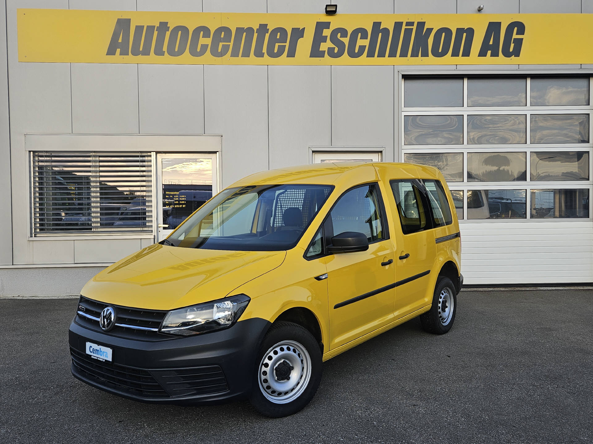 VW Caddy Kaw. 2.0 TDI 122 BMT 4motion * Frisch ab MFK *