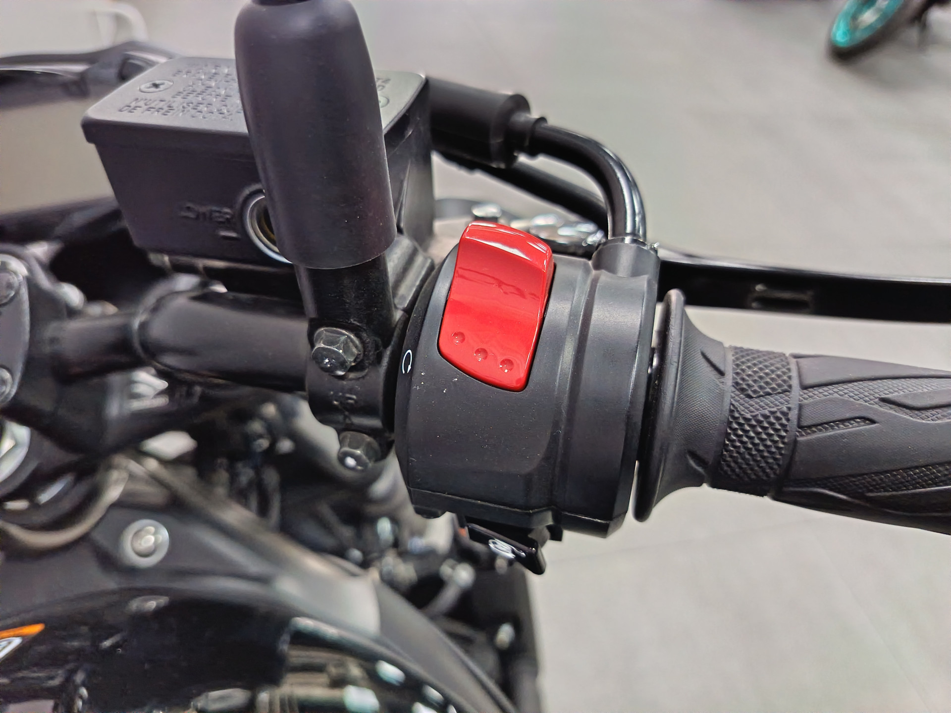 SUZUKI SV 650 U-image-7