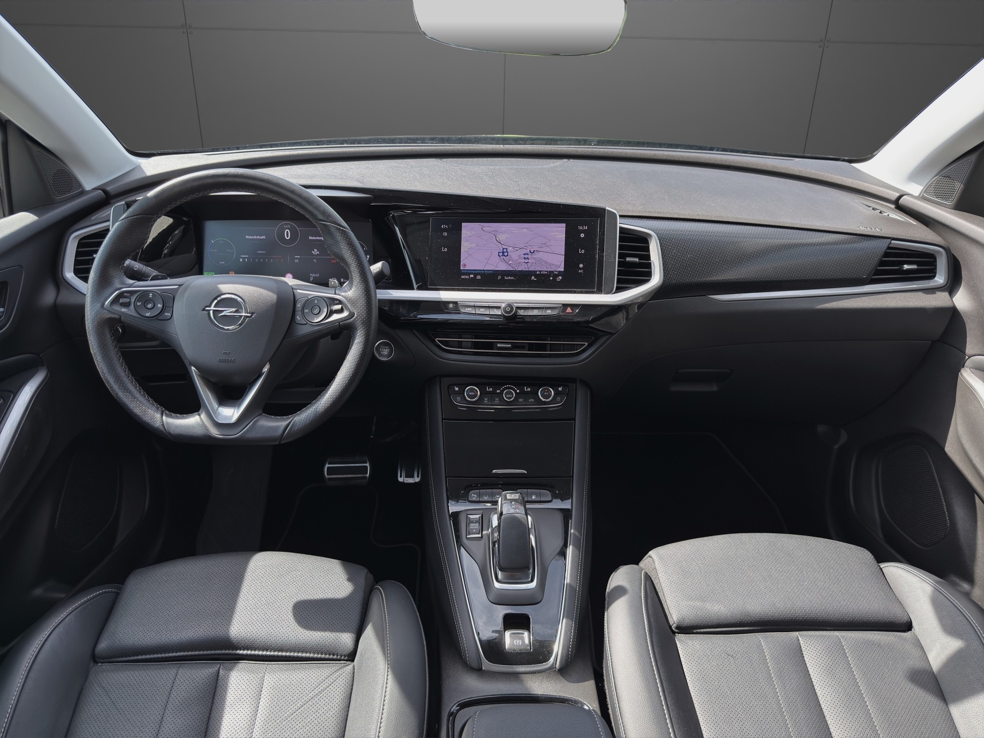 OPEL Grandland 1.6 Hybrid4 GSe Automatik-image-11