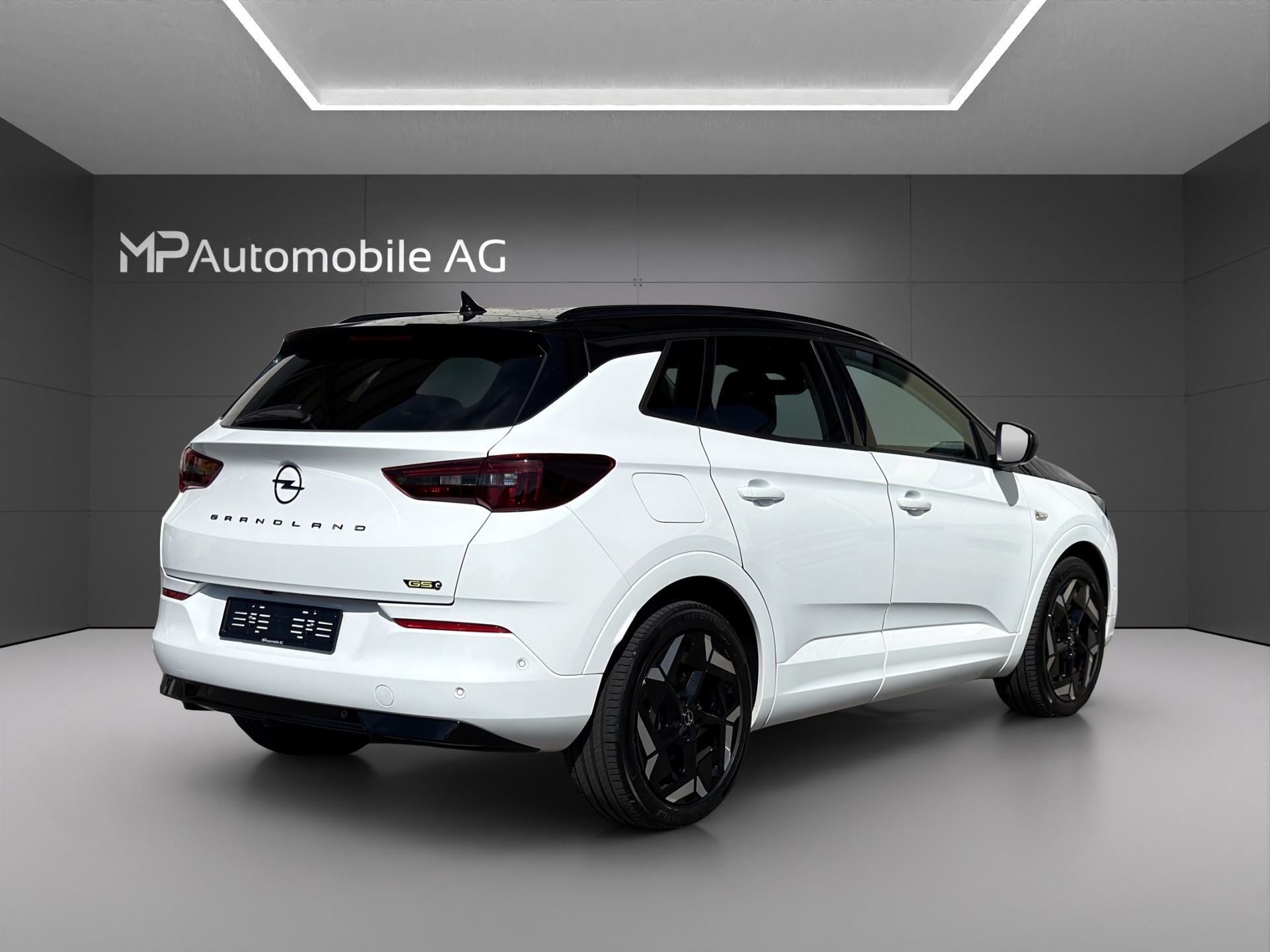 OPEL Grandland 1.6 Hybrid4 GSe Automatik-showroom-element-2
