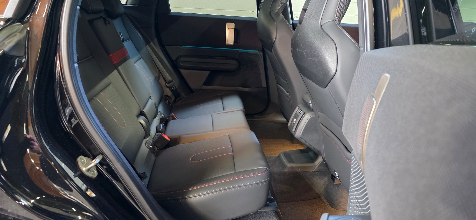 MINI Countryman John Cooper Works ALL4 *XL-Paket*Abstandsregler*Spurhalteassistent*Verstellbare Rücksitze*360°Kamera*AHK*-image-27