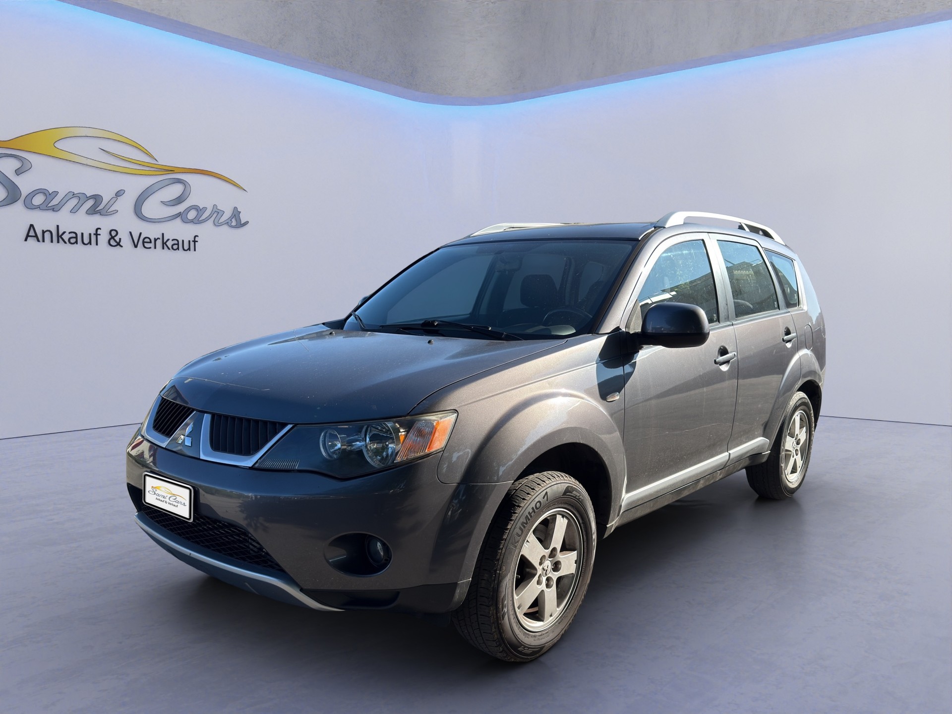 MITSUBISHI Outlander 2.0 DID Instyle 4WD-showroom-element-1
