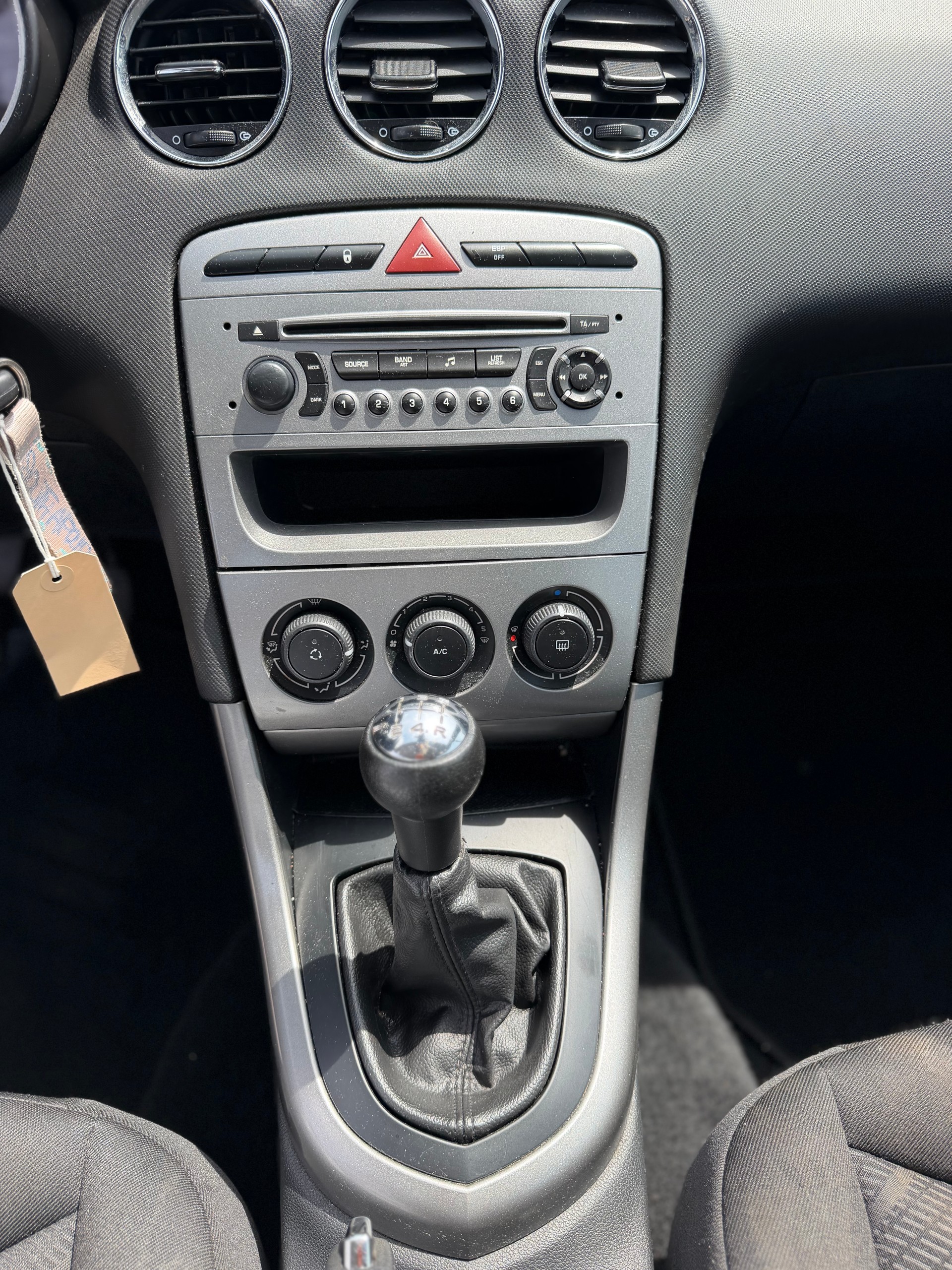 PEUGEOT 308 1.4 16V VTI Access-image-15
