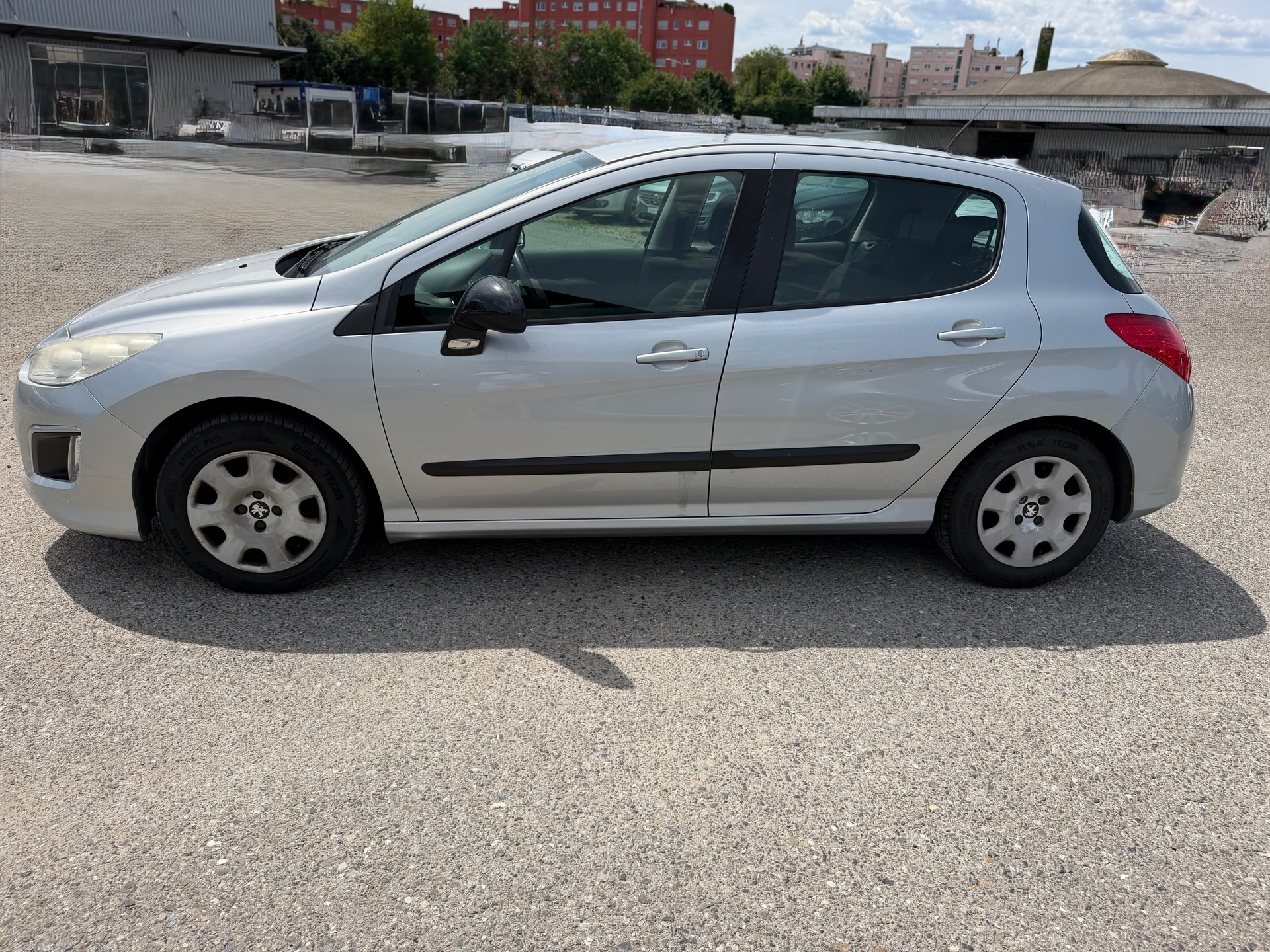 PEUGEOT 308 1.4 16V VTI Access-image-7